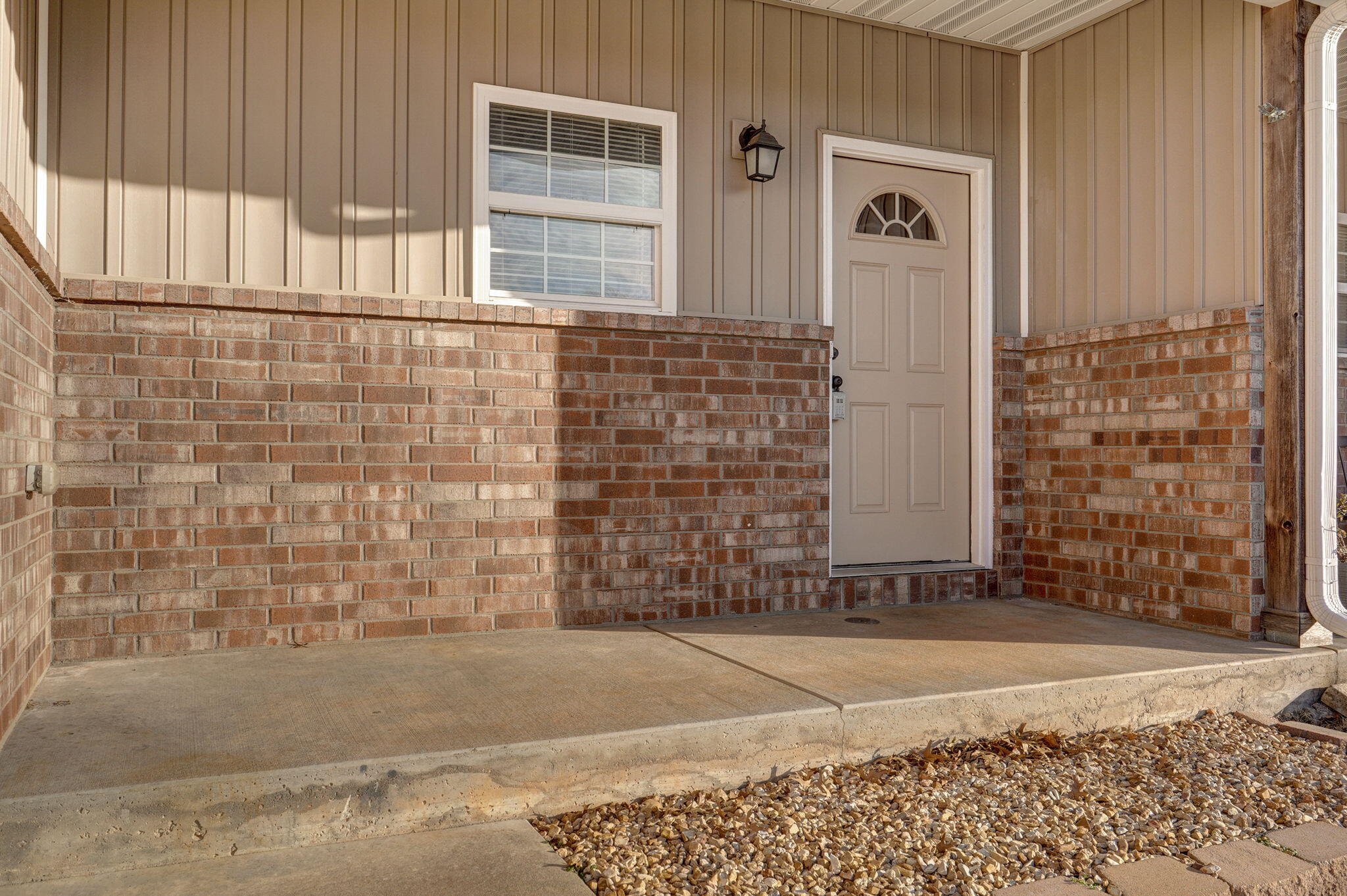813 -815 East Daniels Street Property Photo 3
