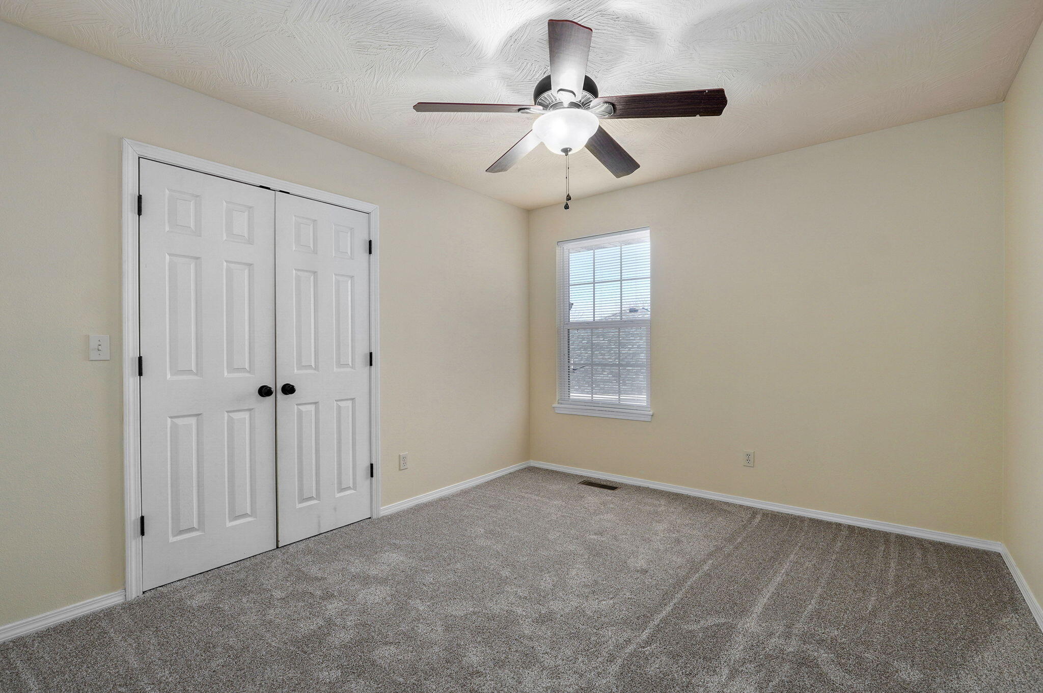 813 -815 East Daniels Street Property Photo 22