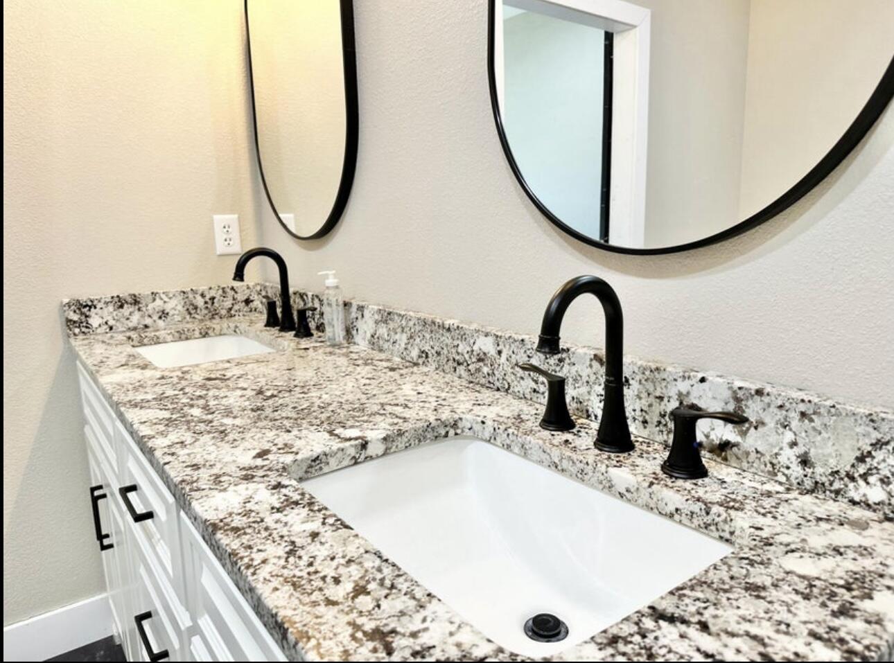 27492 Hwy V Property Photo 45