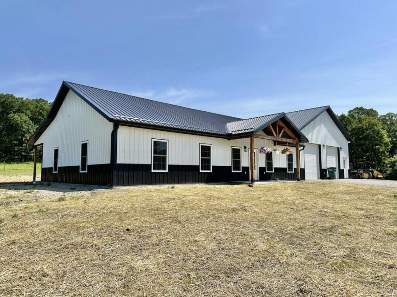 27492 Hwy V Property Photo 53