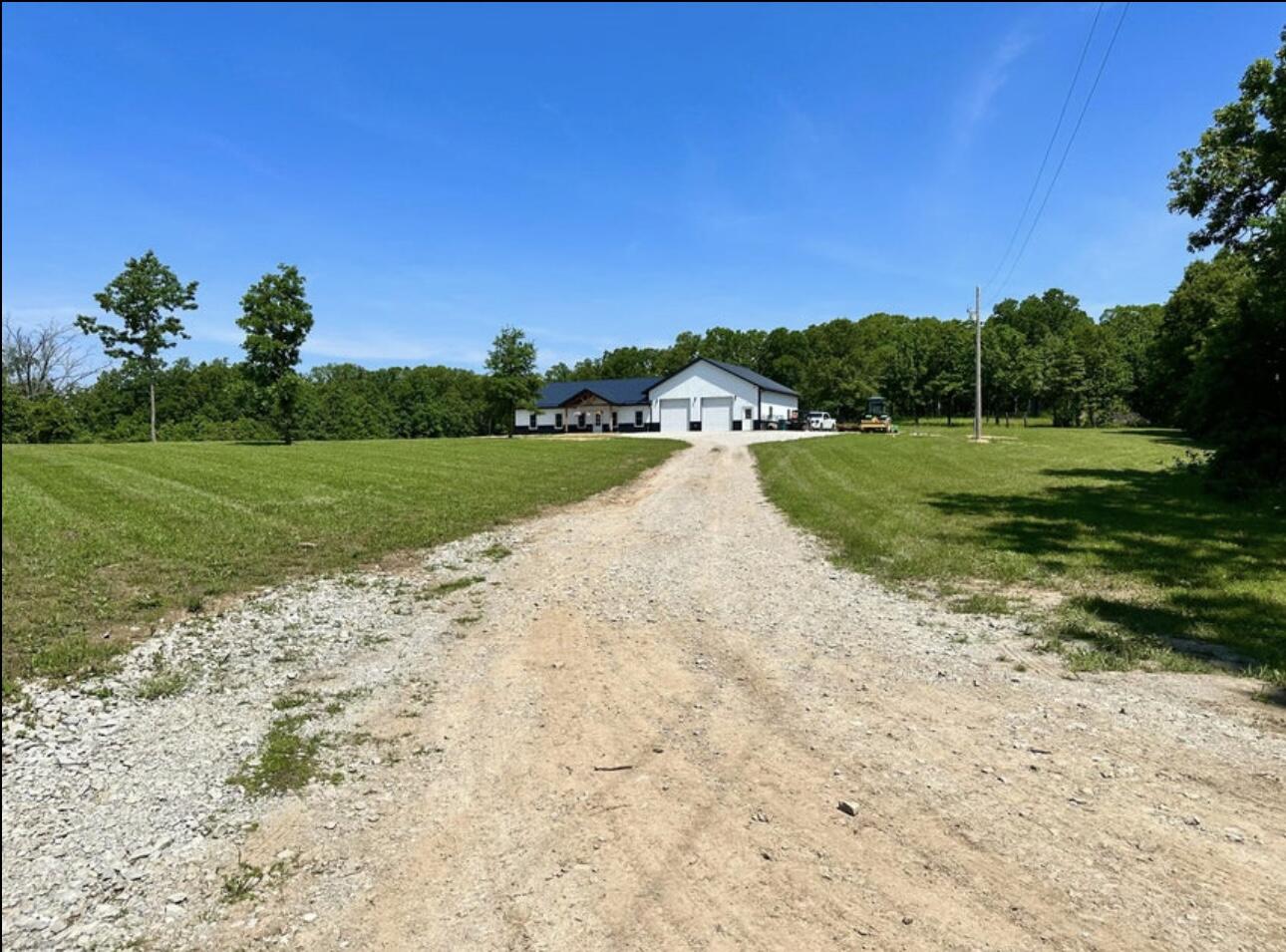 27492 Hwy V Property Photo 57