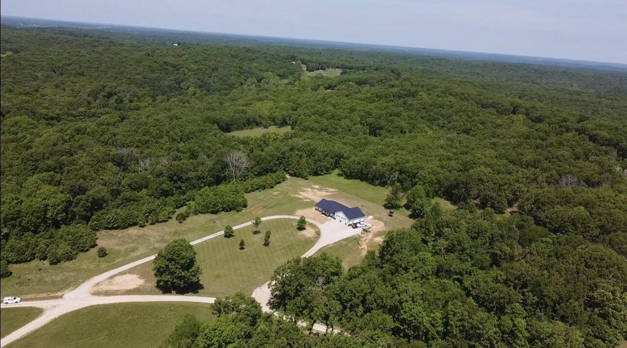 27492 Hwy V Property Photo 60