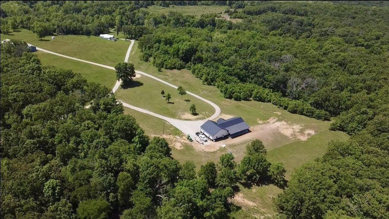 27492 Hwy V Property Photo 61