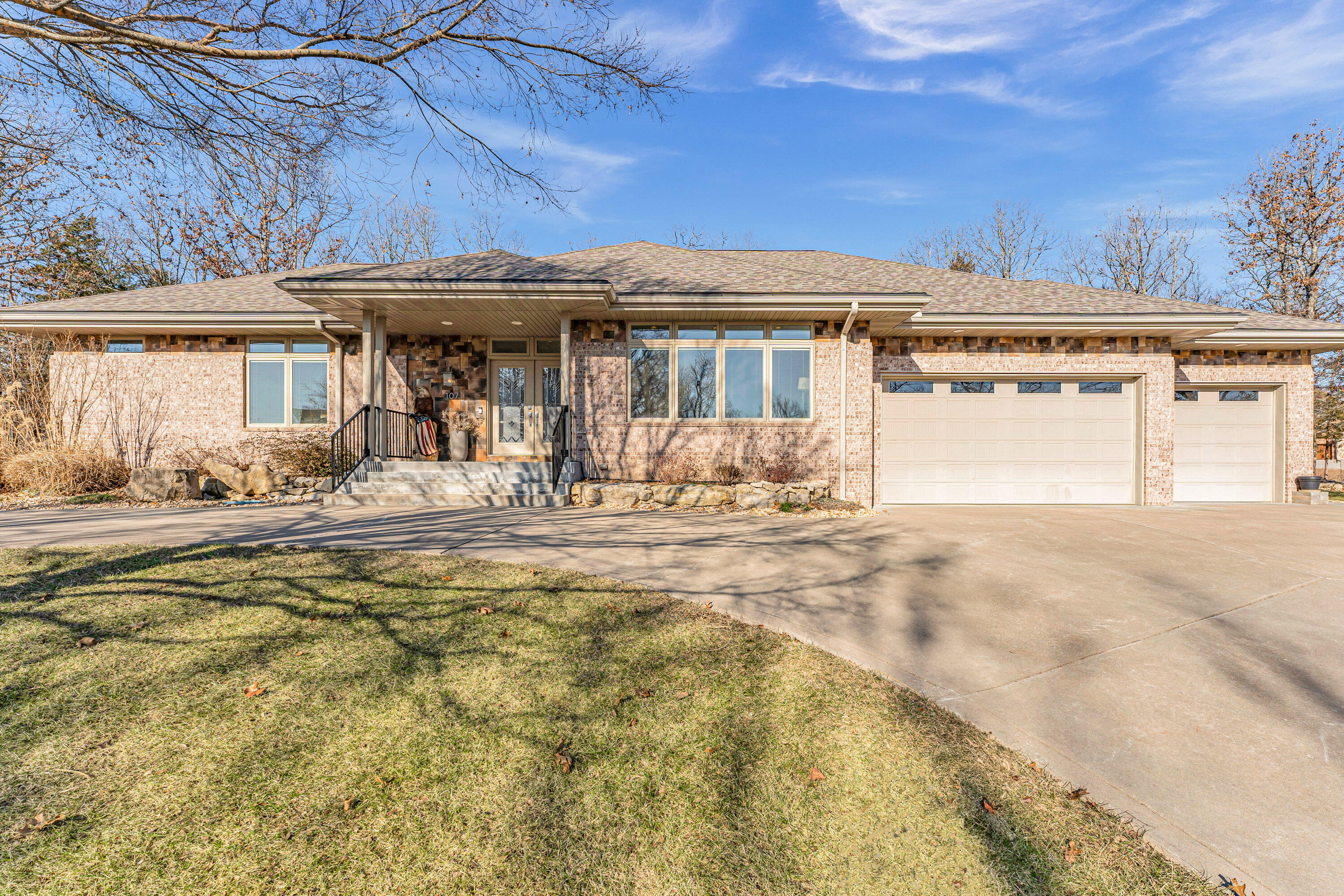 107 Whispering Oaks Lane Property Photo 37