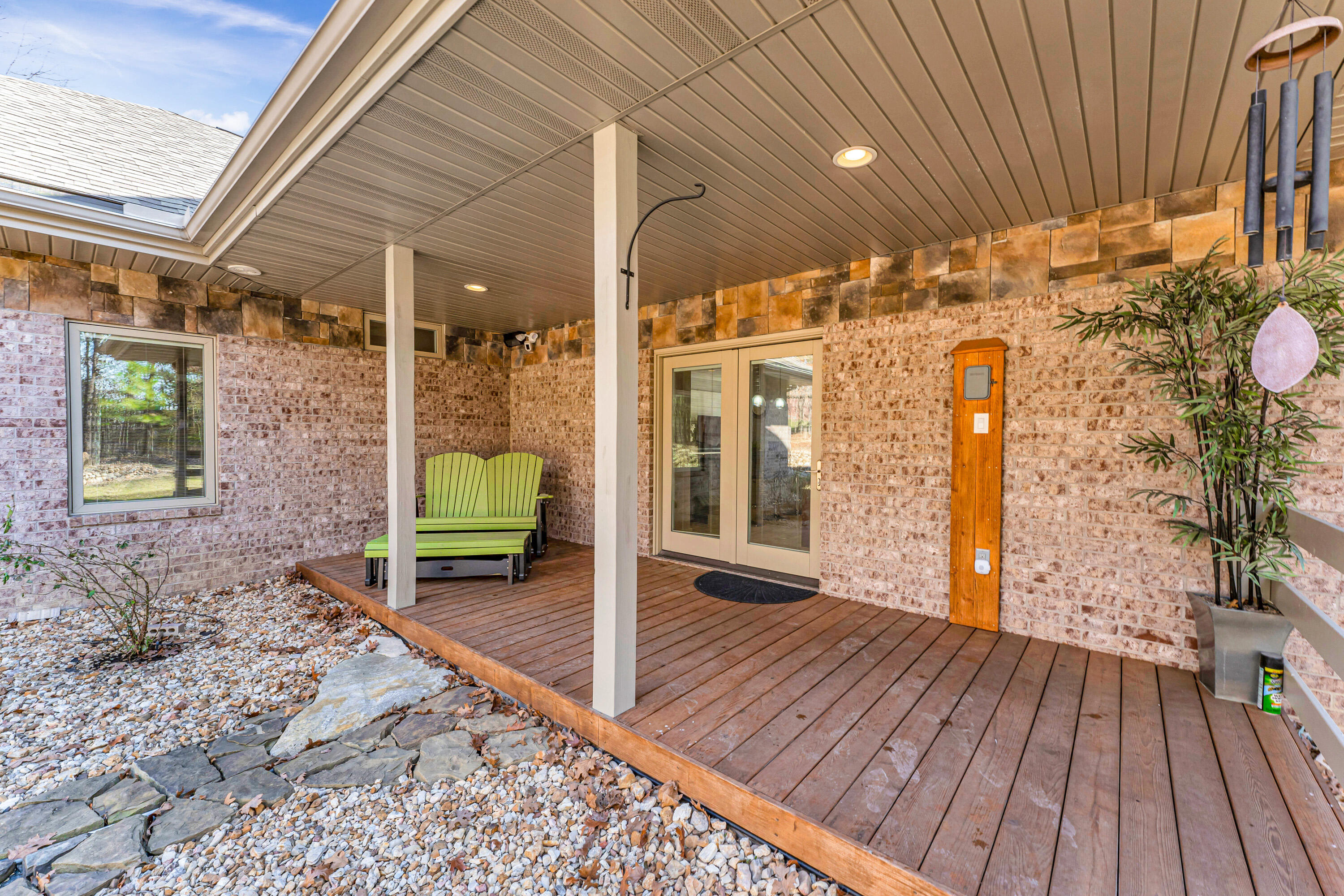 107 Whispering Oaks Lane Property Photo 43