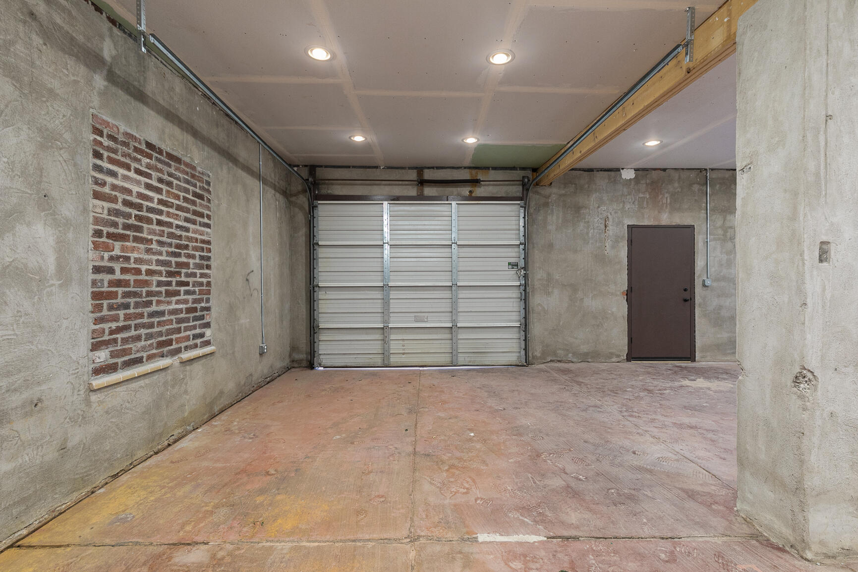 1302 East Blaine Street Property Photo 5