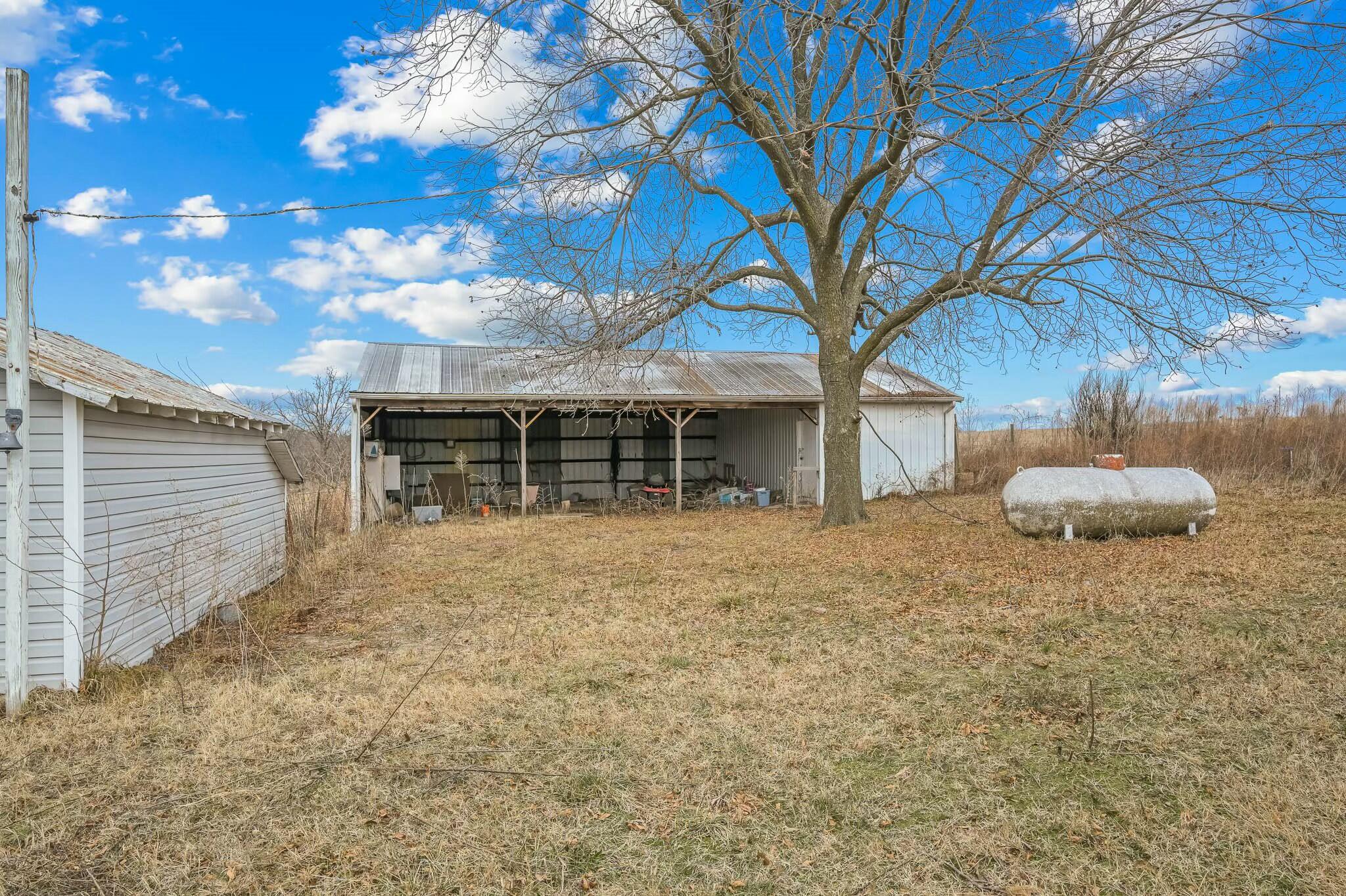 24556 Lawrence 2020 Property Photo 5