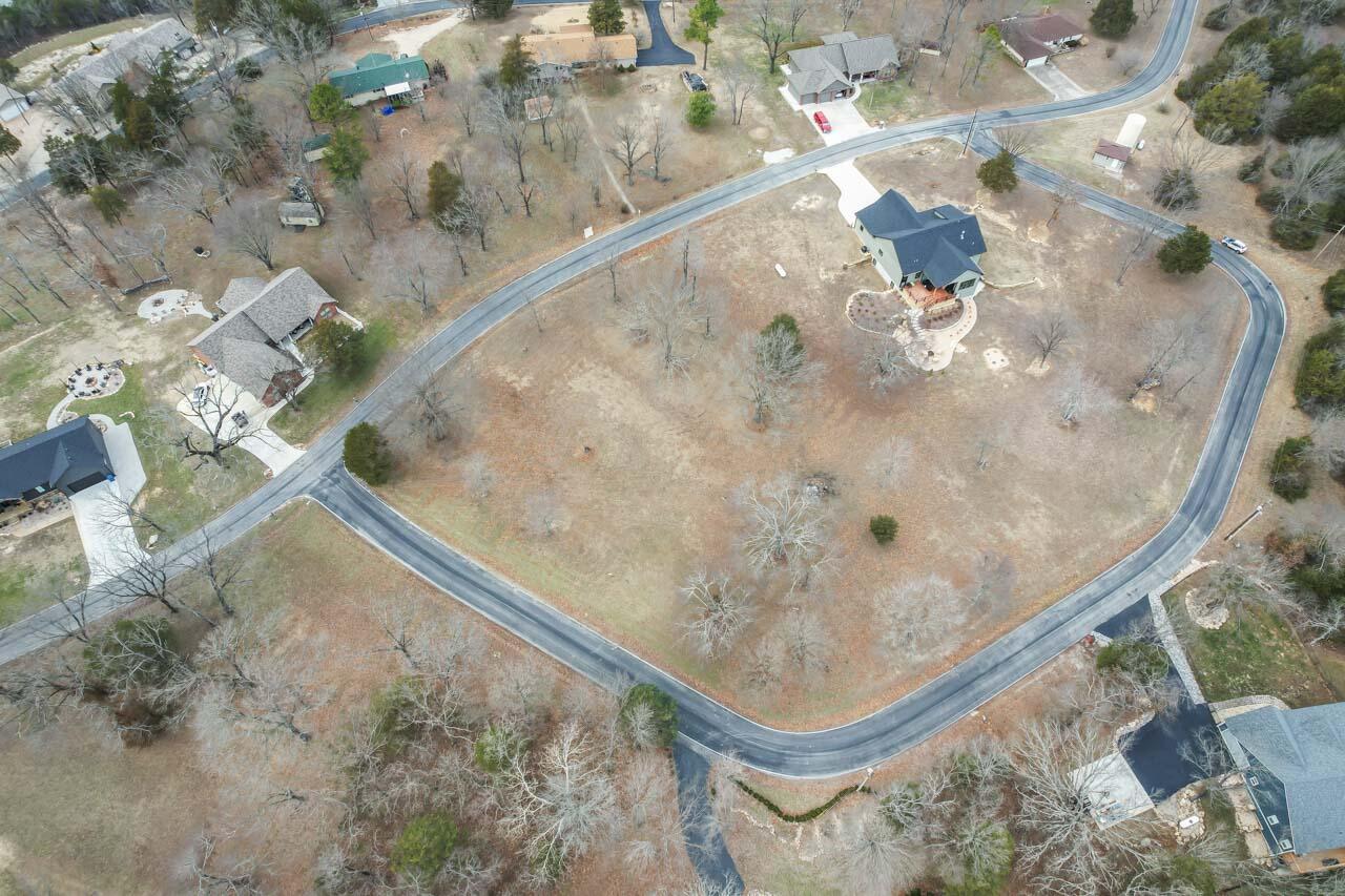 Green Shores Real Estate Listings Main Image