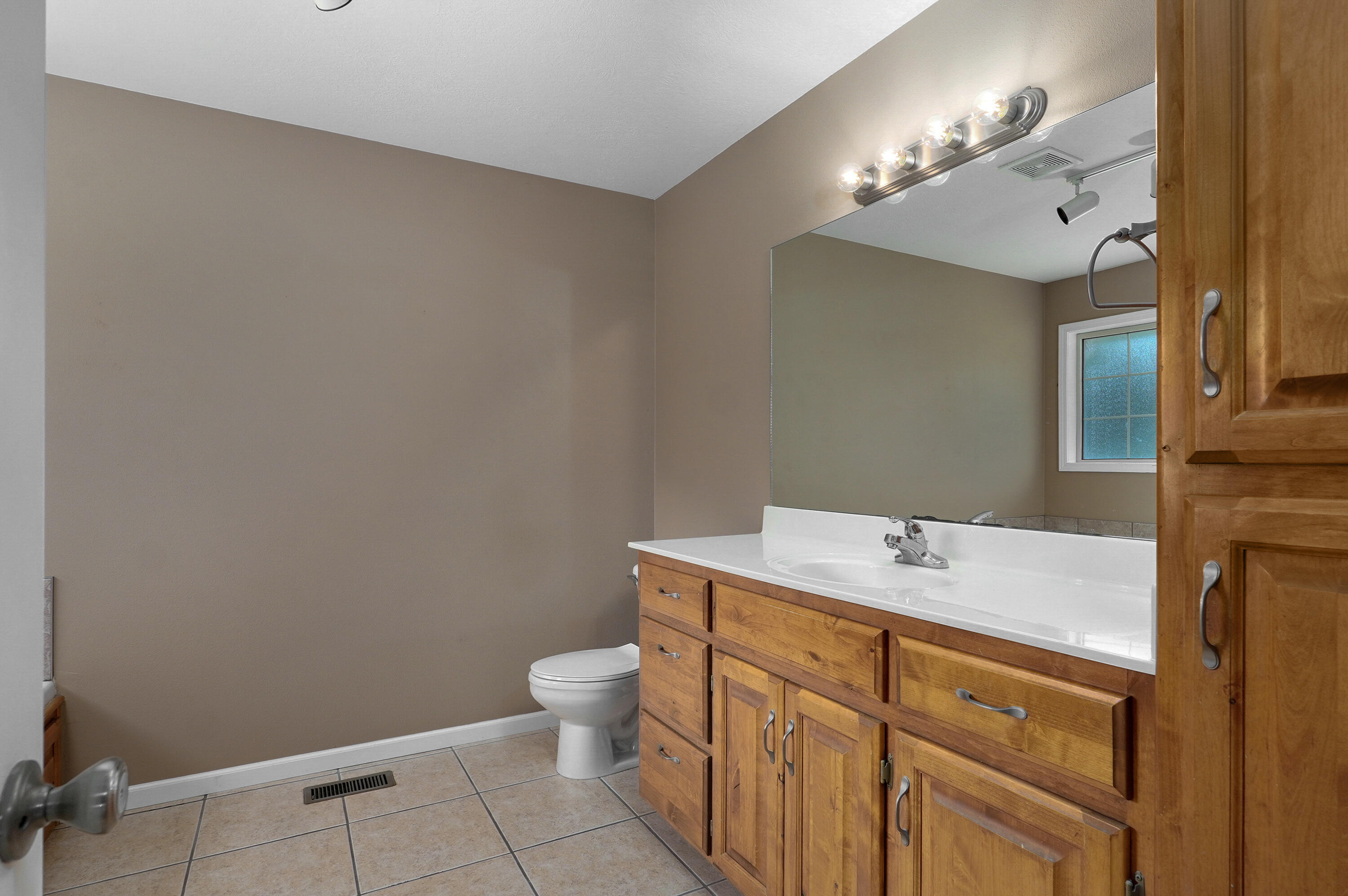 3488 White Oak Road Property Photo 19