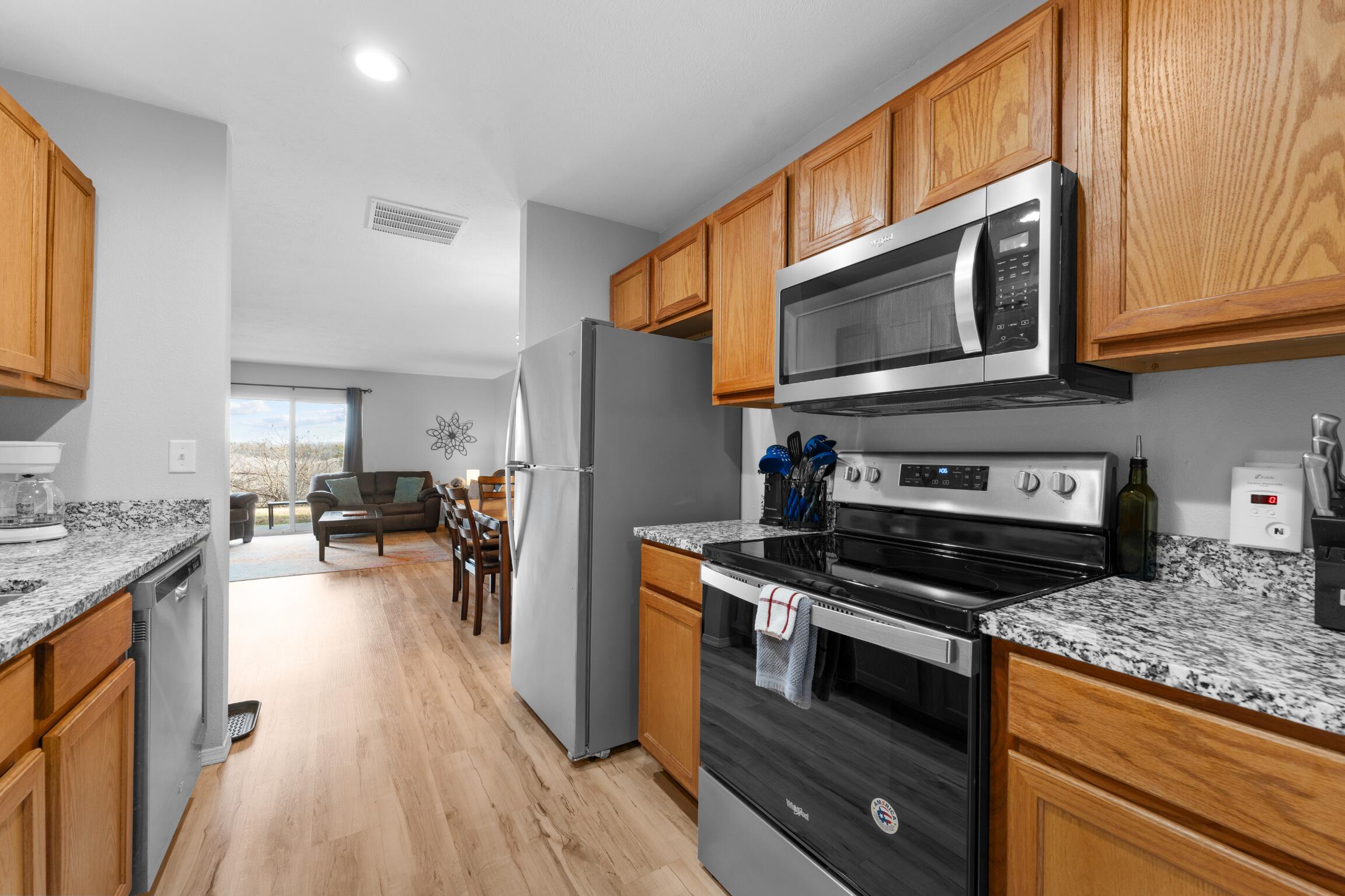 2911 Vineyards Parkway Property Photo 9