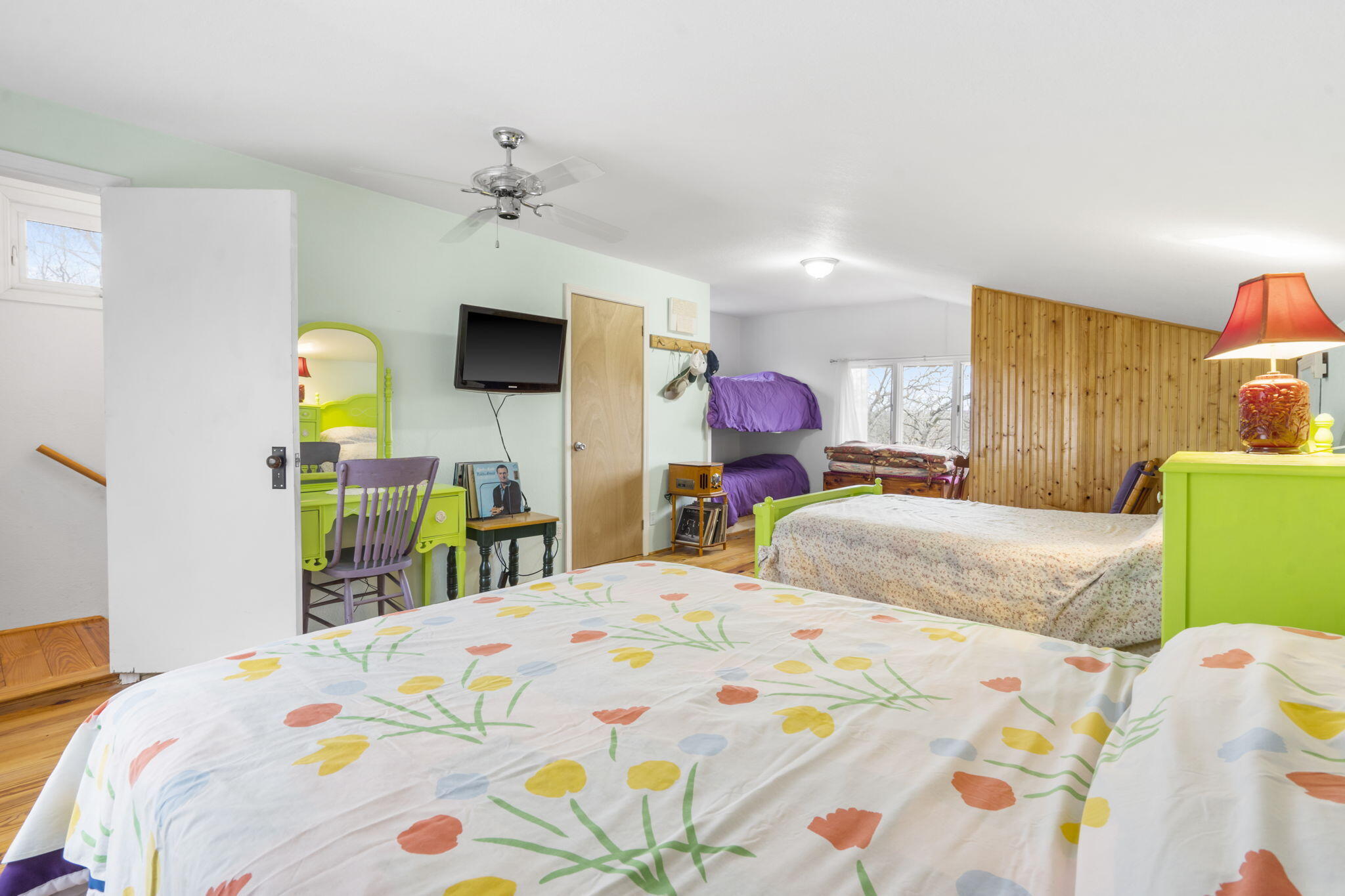 24329 Beach Road Property Photo 22