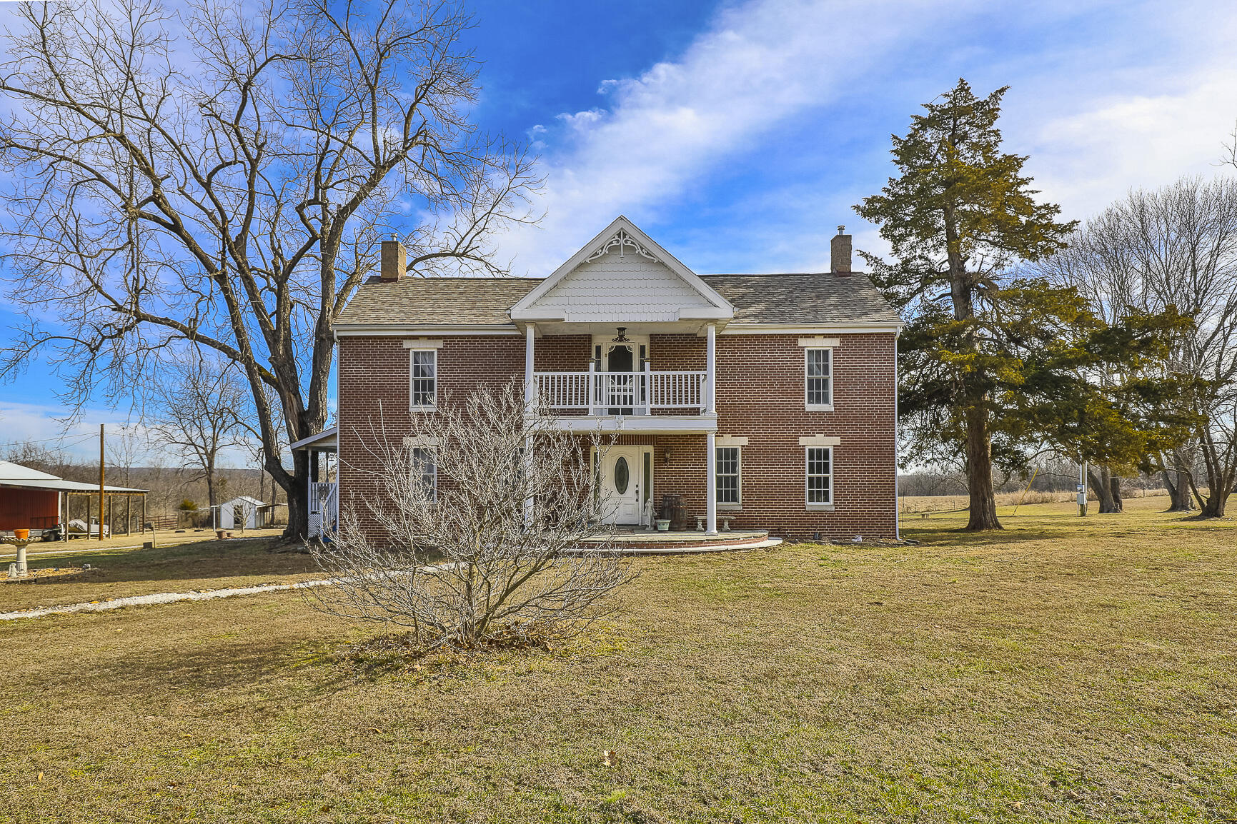2119 East 530th Road Property Photo 4