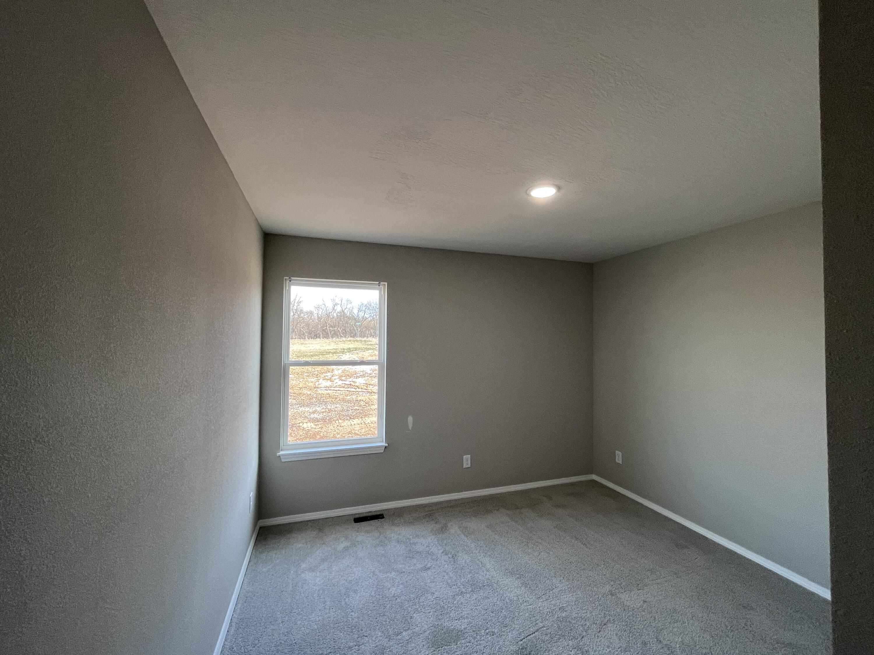 2111 North 25th Street Property Photo 9