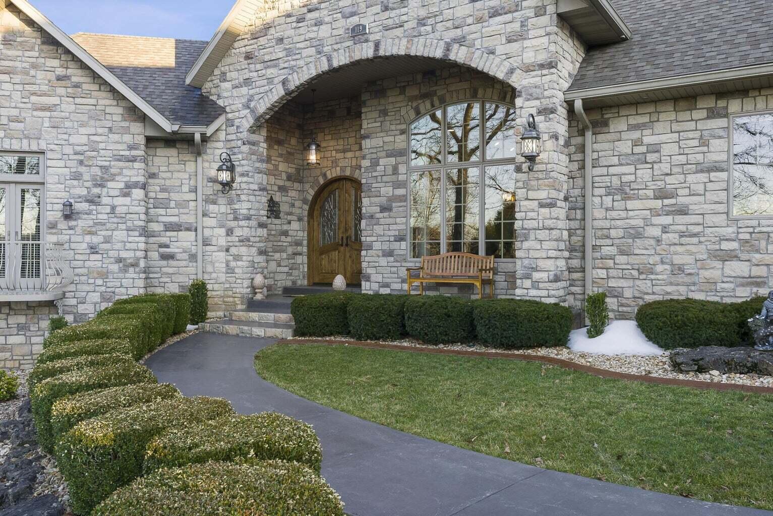 119 Silver Oak Way Property Photo 6