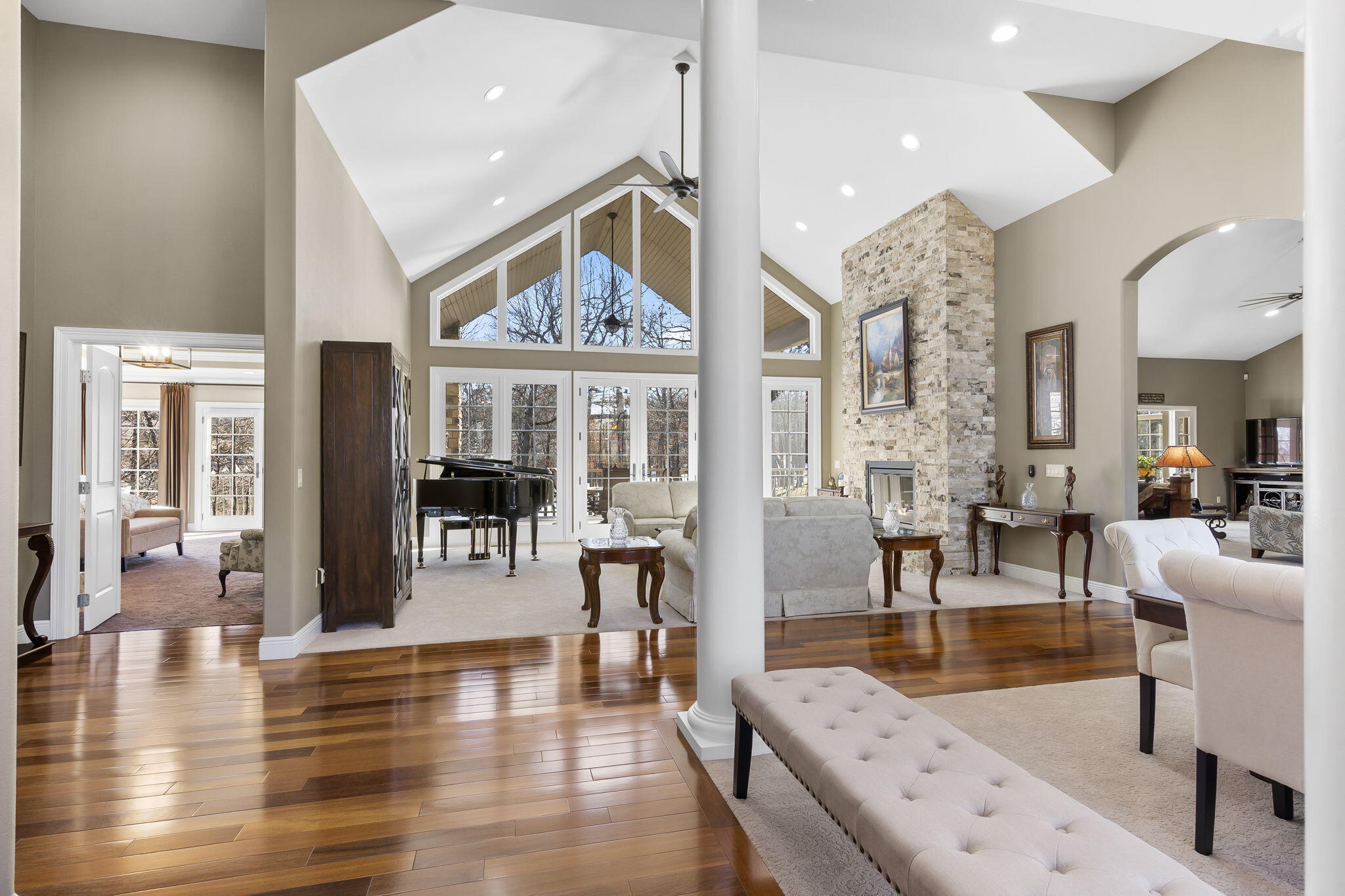 119 Silver Oak Way Property Photo 8