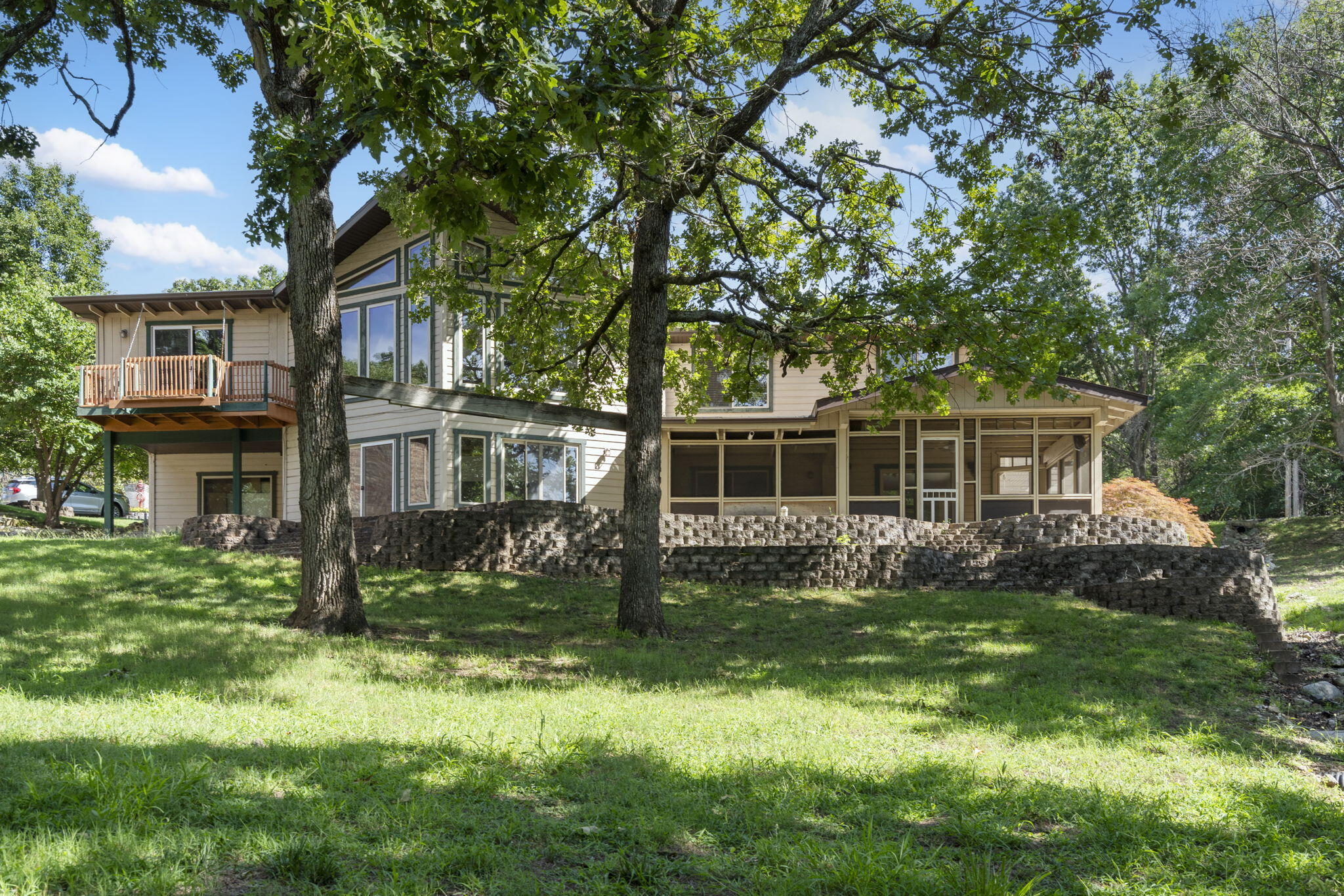 374 Lakefront Circle Property Photo 37