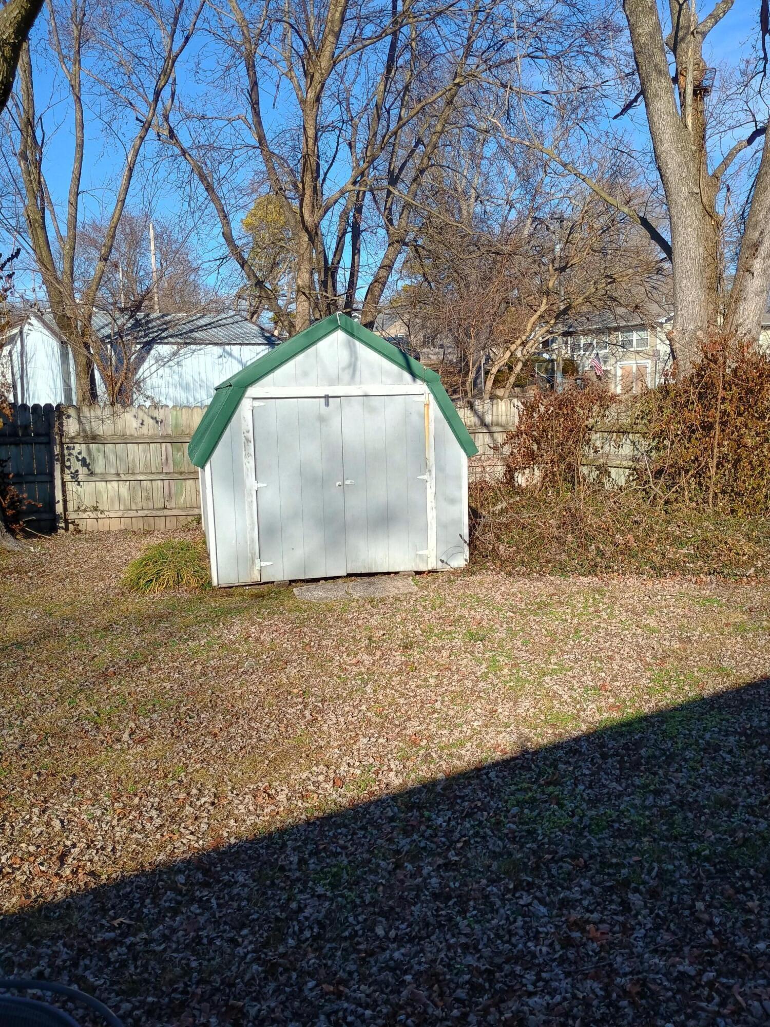 733 East Chestnut Street Property Photo 6
