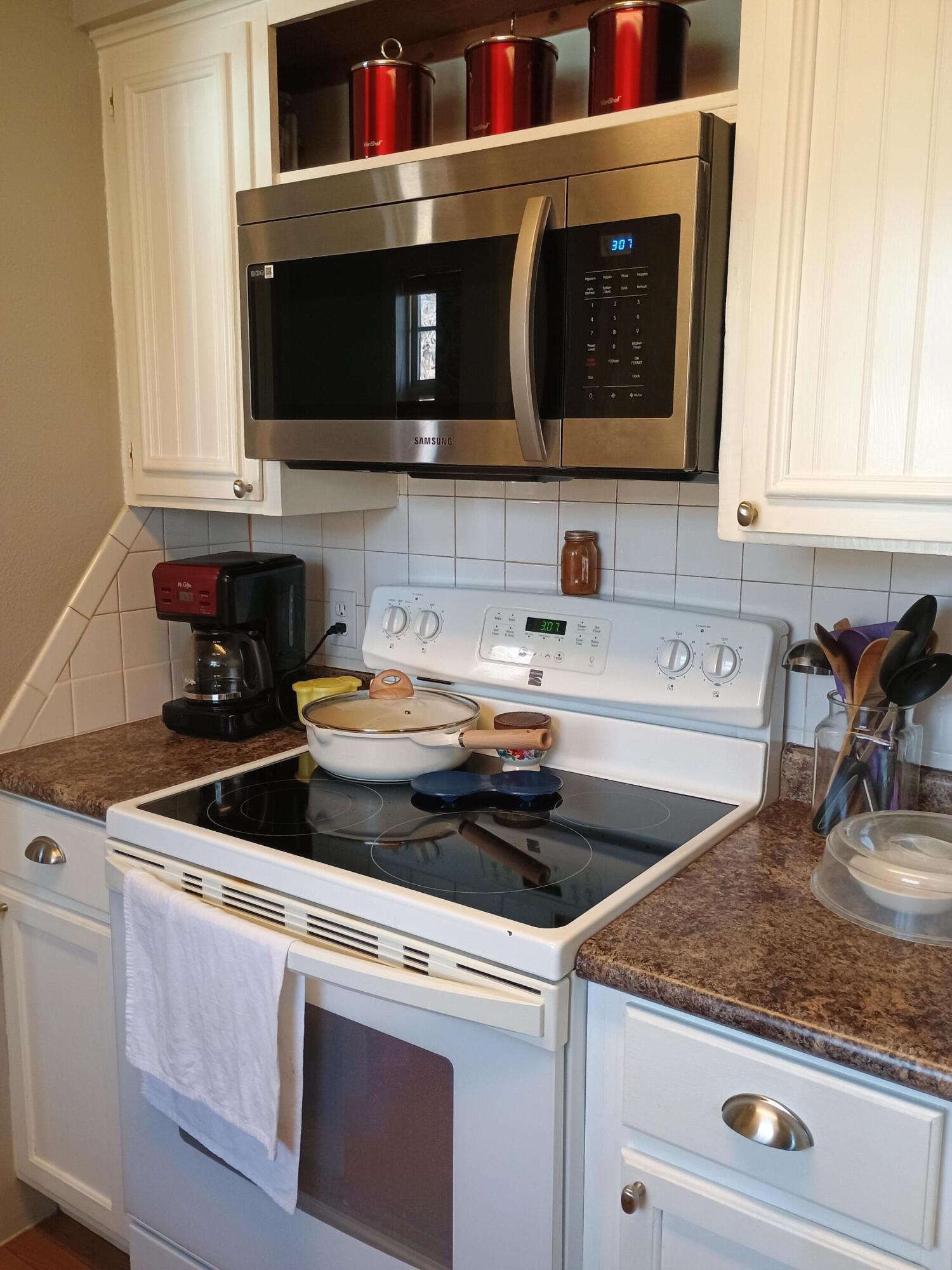 733 East Chestnut Street Property Photo 16
