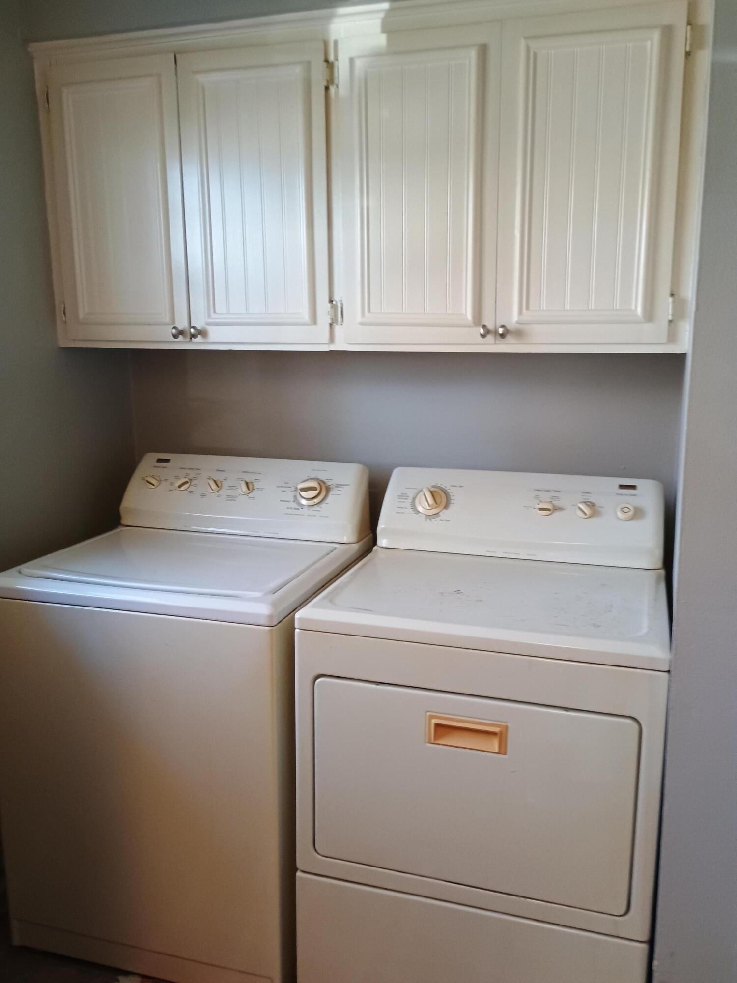 733 East Chestnut Street Property Photo 19