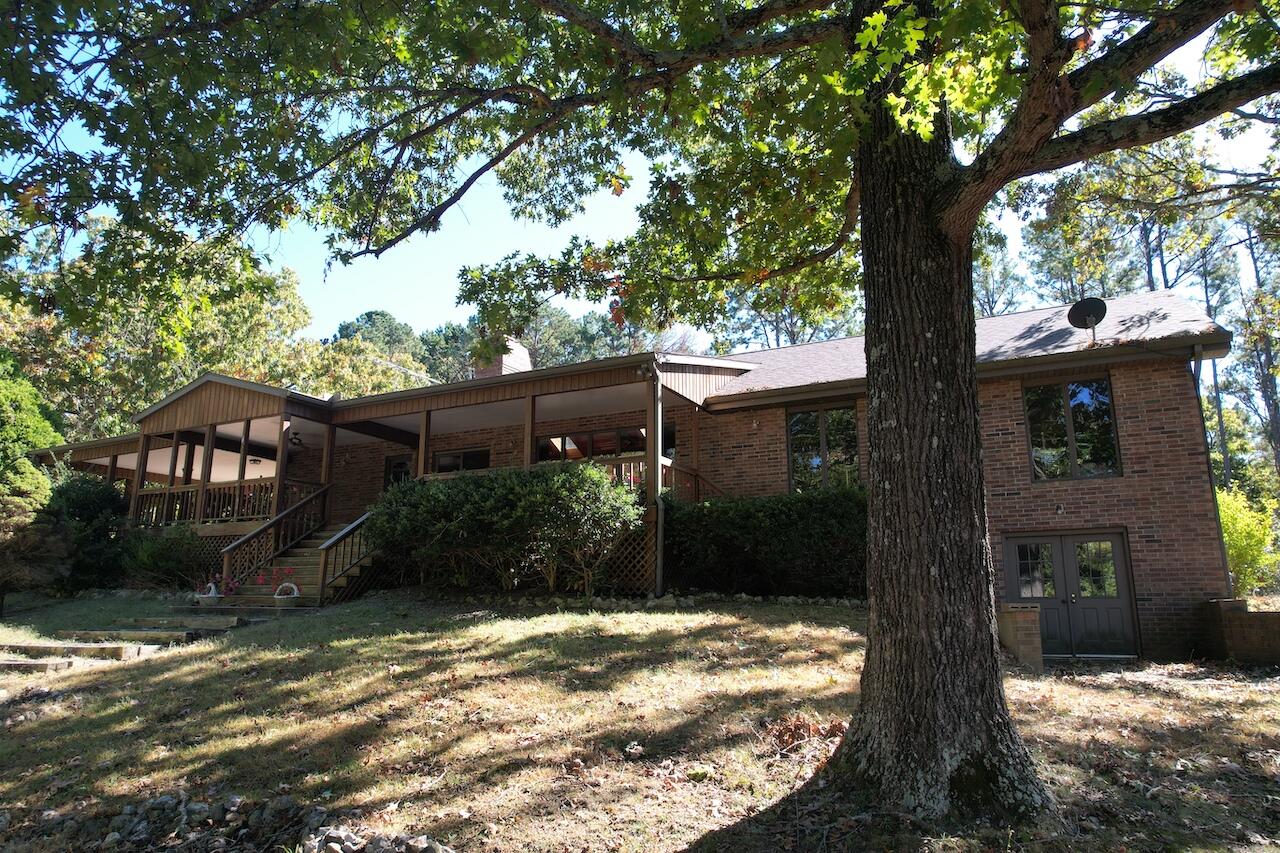 264 County Road 1130 Property Photo 1