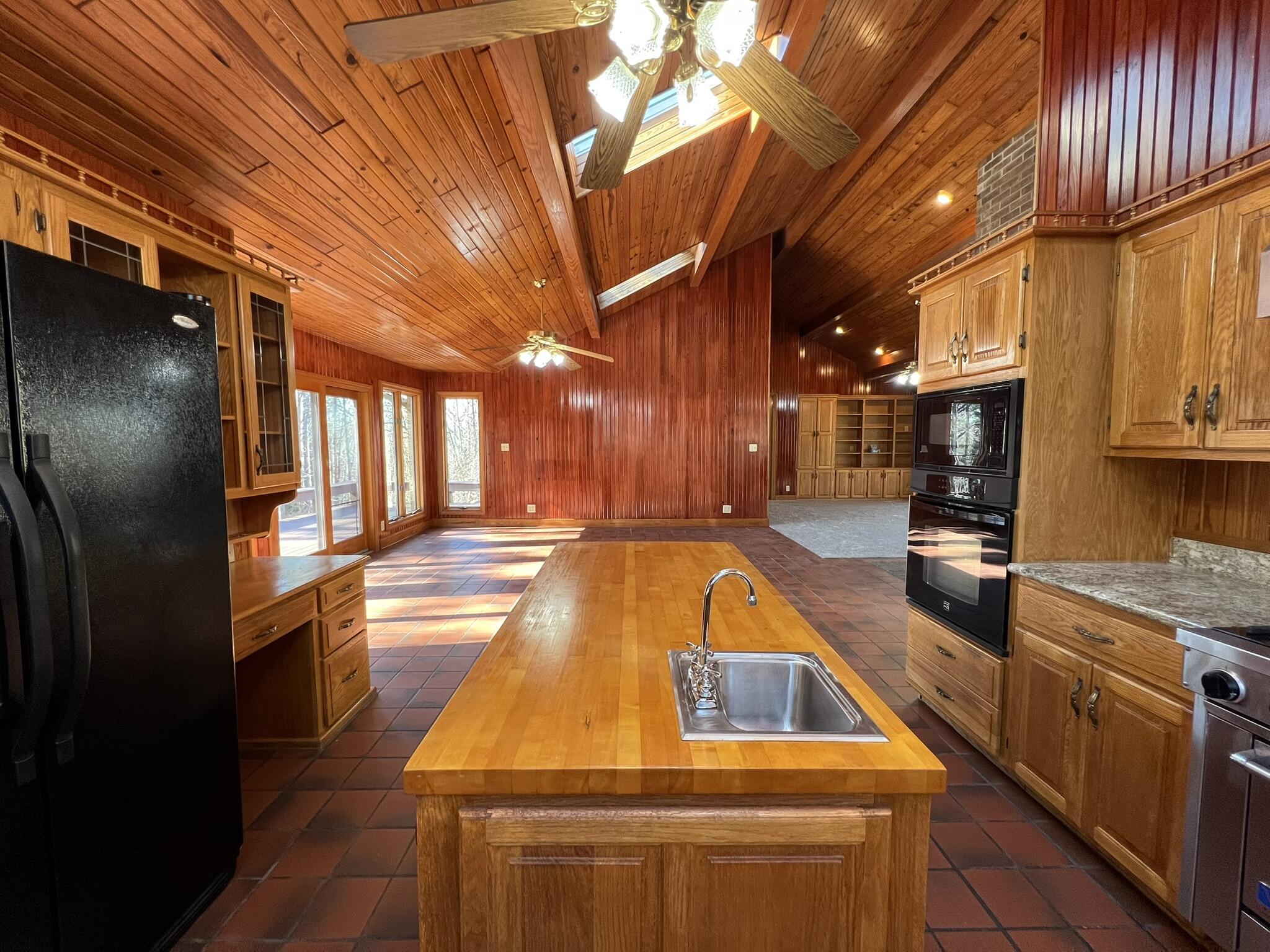 264 County Road 1130 Property Photo 28