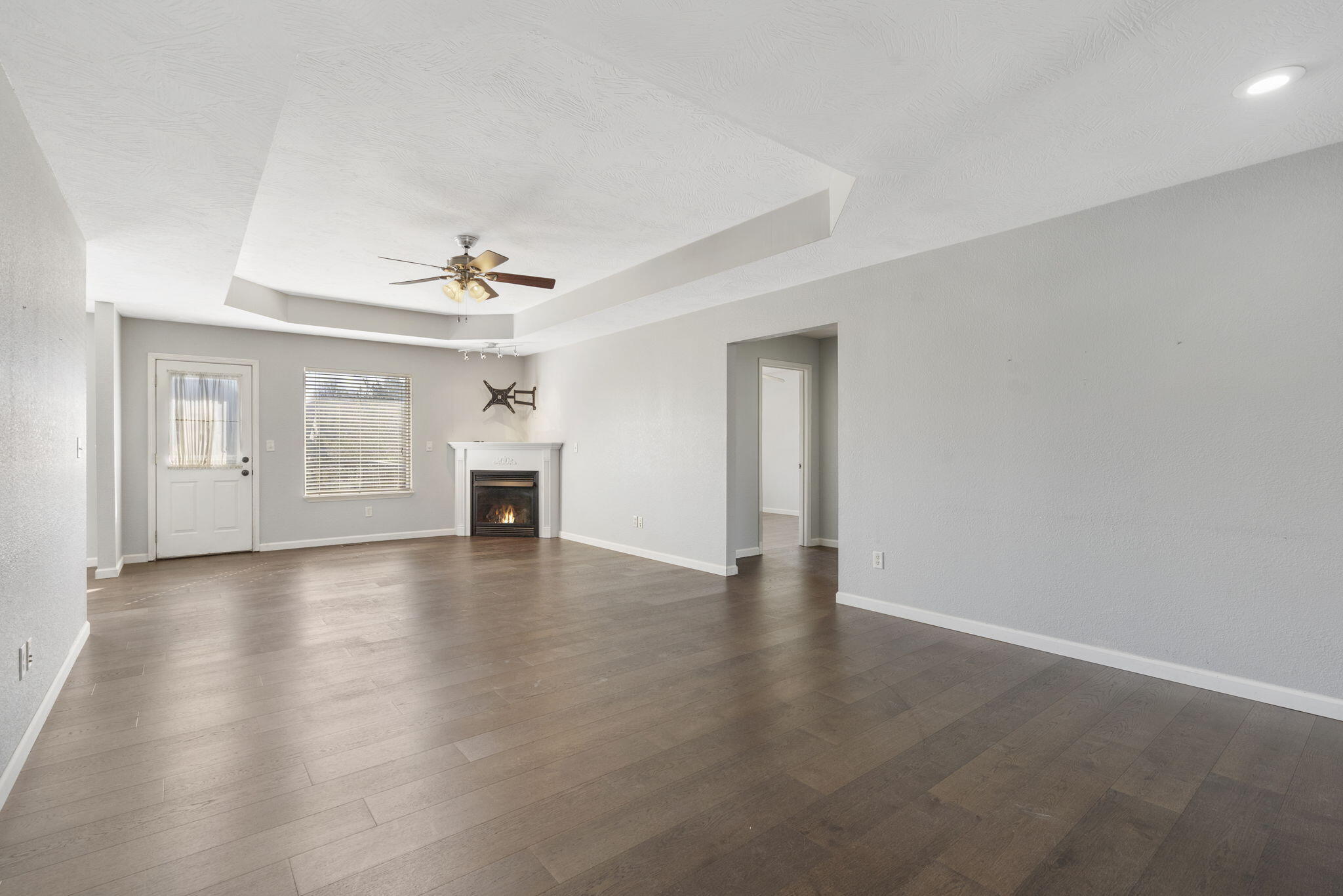 2908 North Fremont Road Property Photo 5