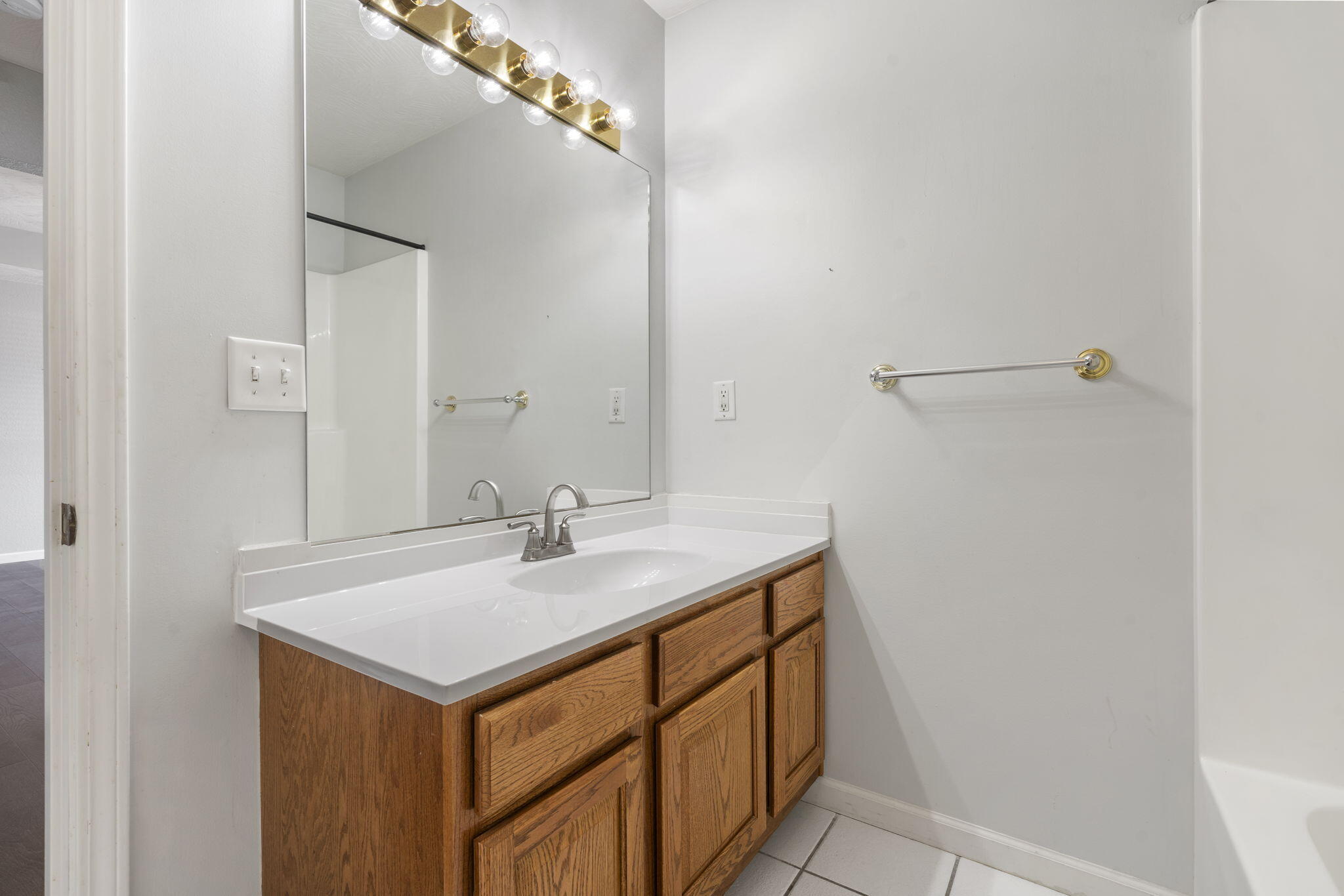 2908 North Fremont Road Property Photo 16