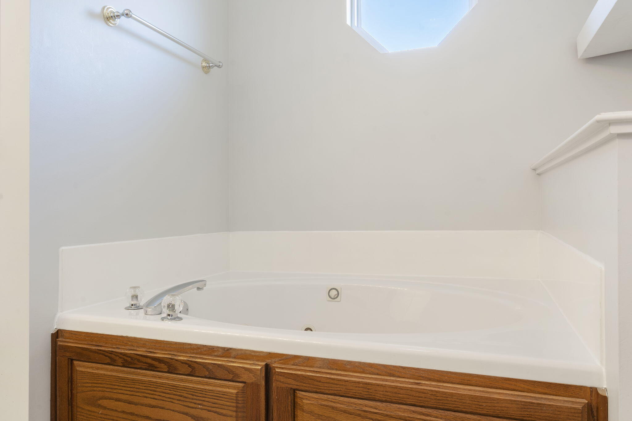 2908 North Fremont Road Property Photo 22