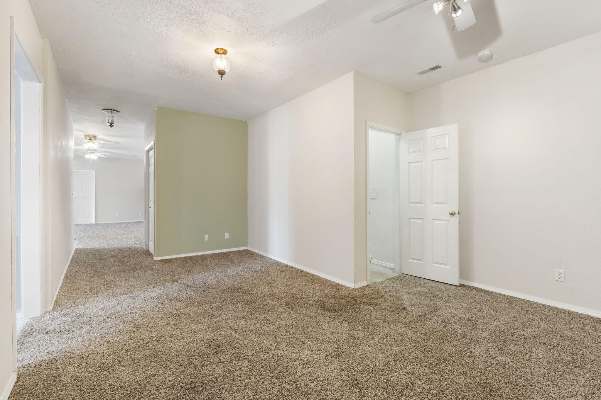 2908 North Fremont Road Property Photo 23