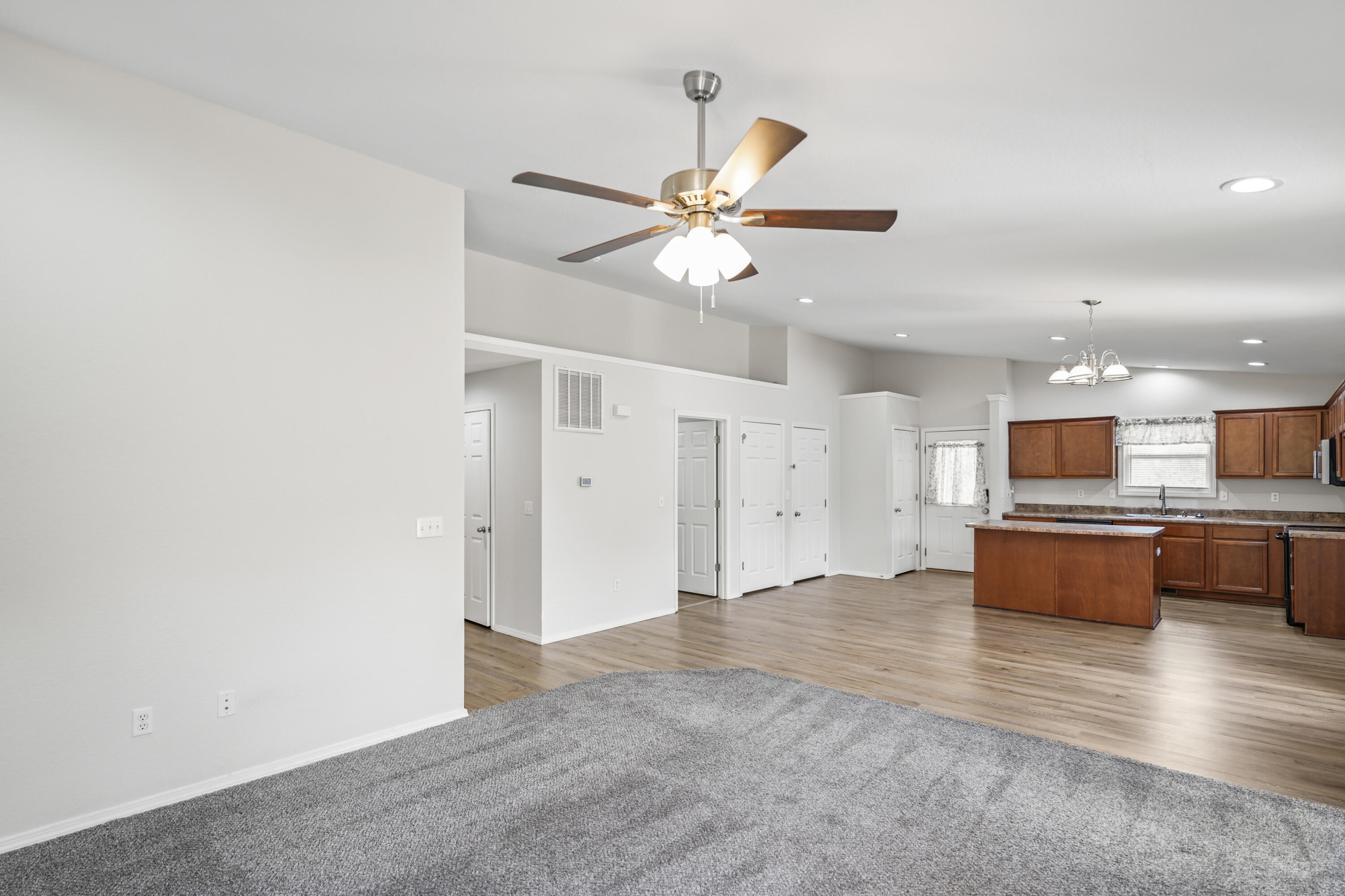 330 Eagle Drive Property Photo 11