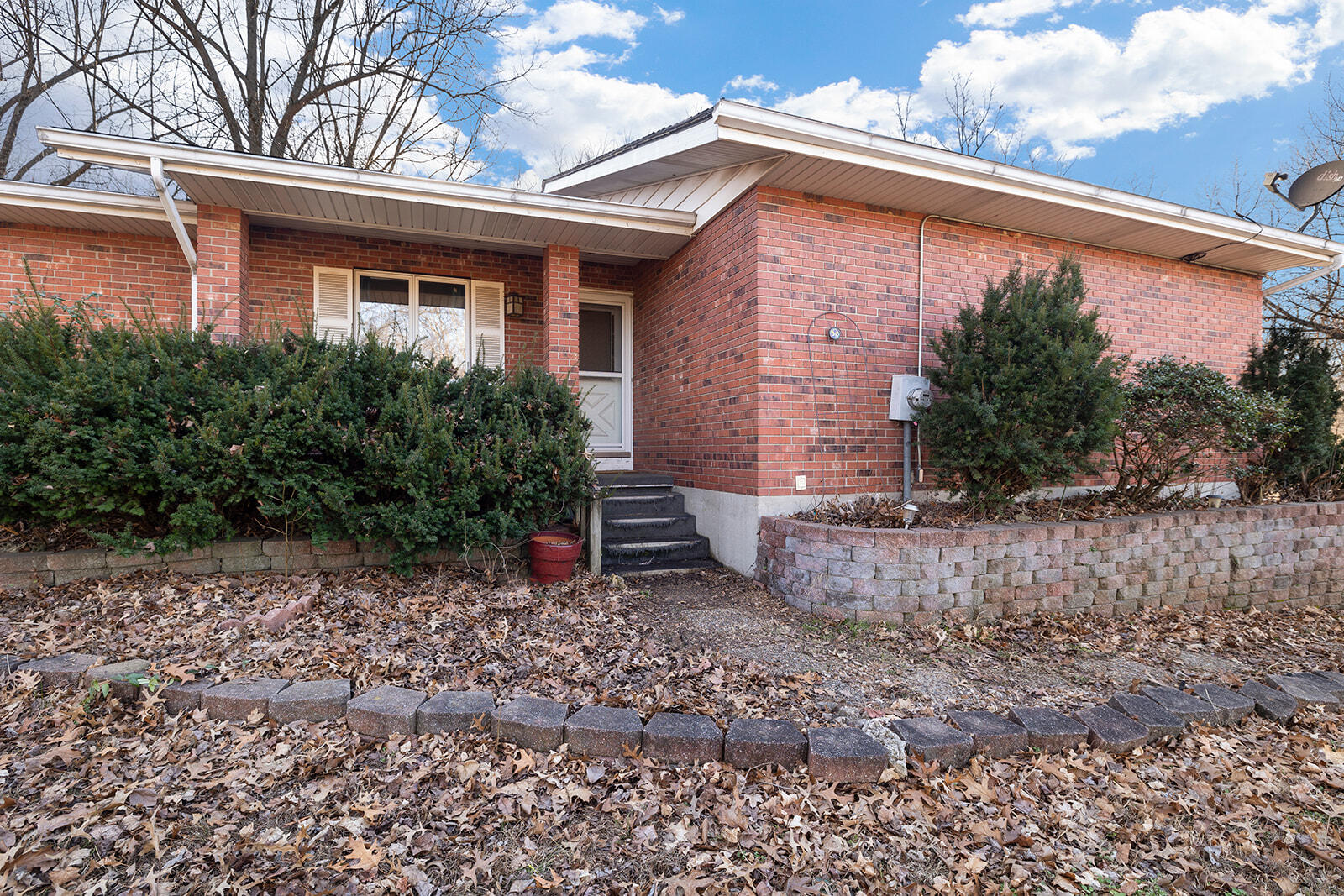 1713 North Nicholas Road Property Photo 2