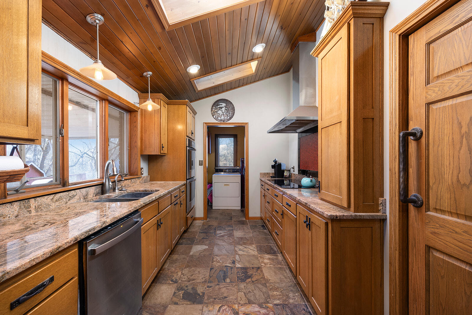 1713 North Nicholas Road Property Photo 4