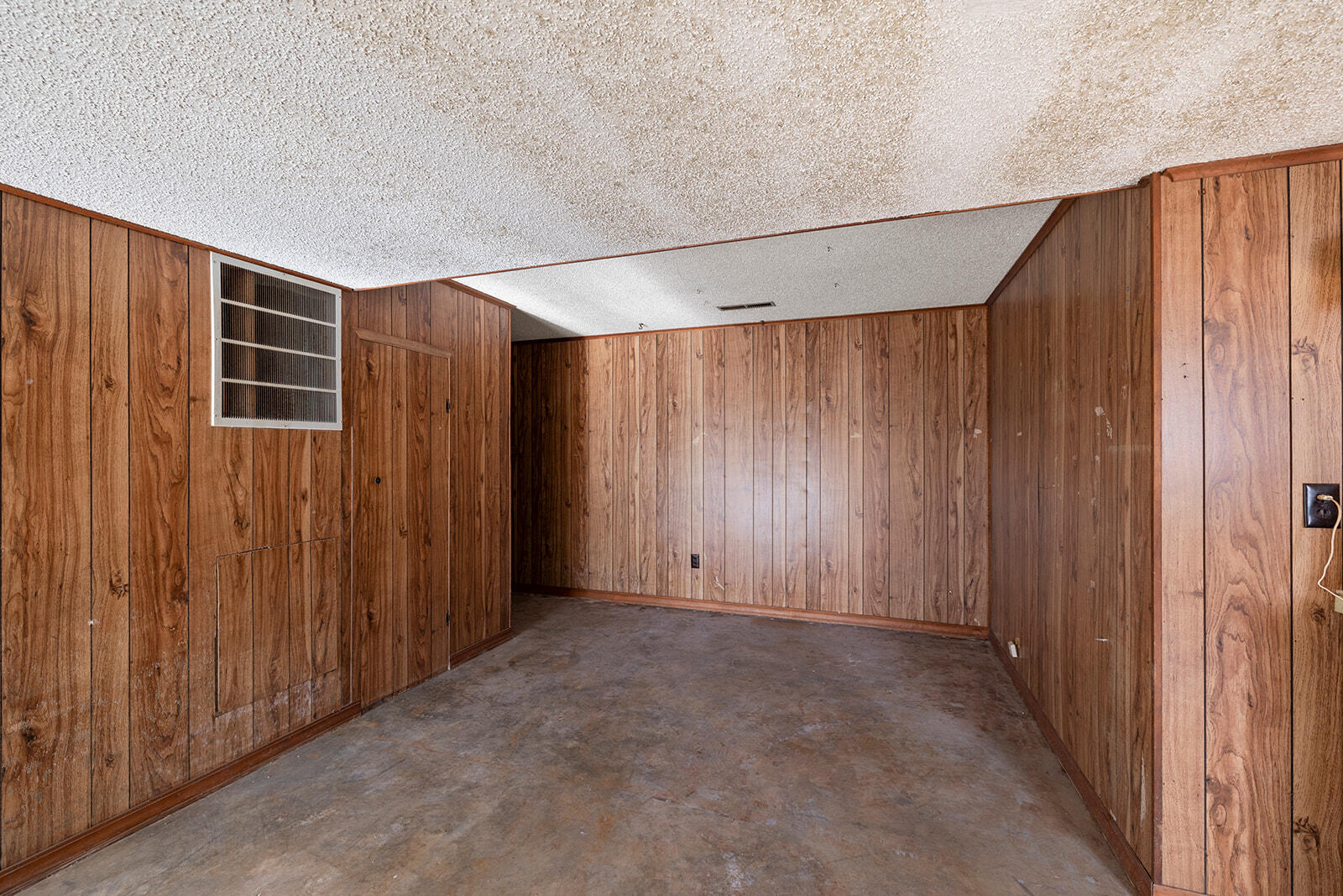 1713 North Nicholas Road Property Photo 28