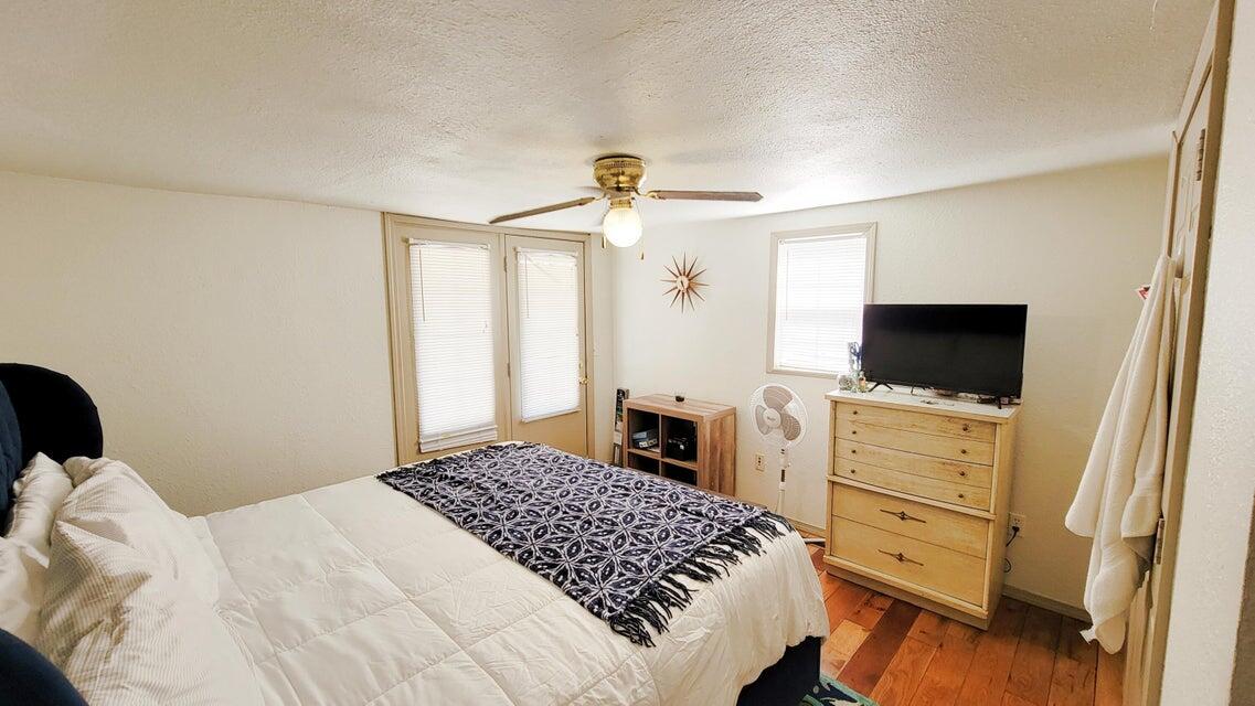 410 South Main Property Photo 11