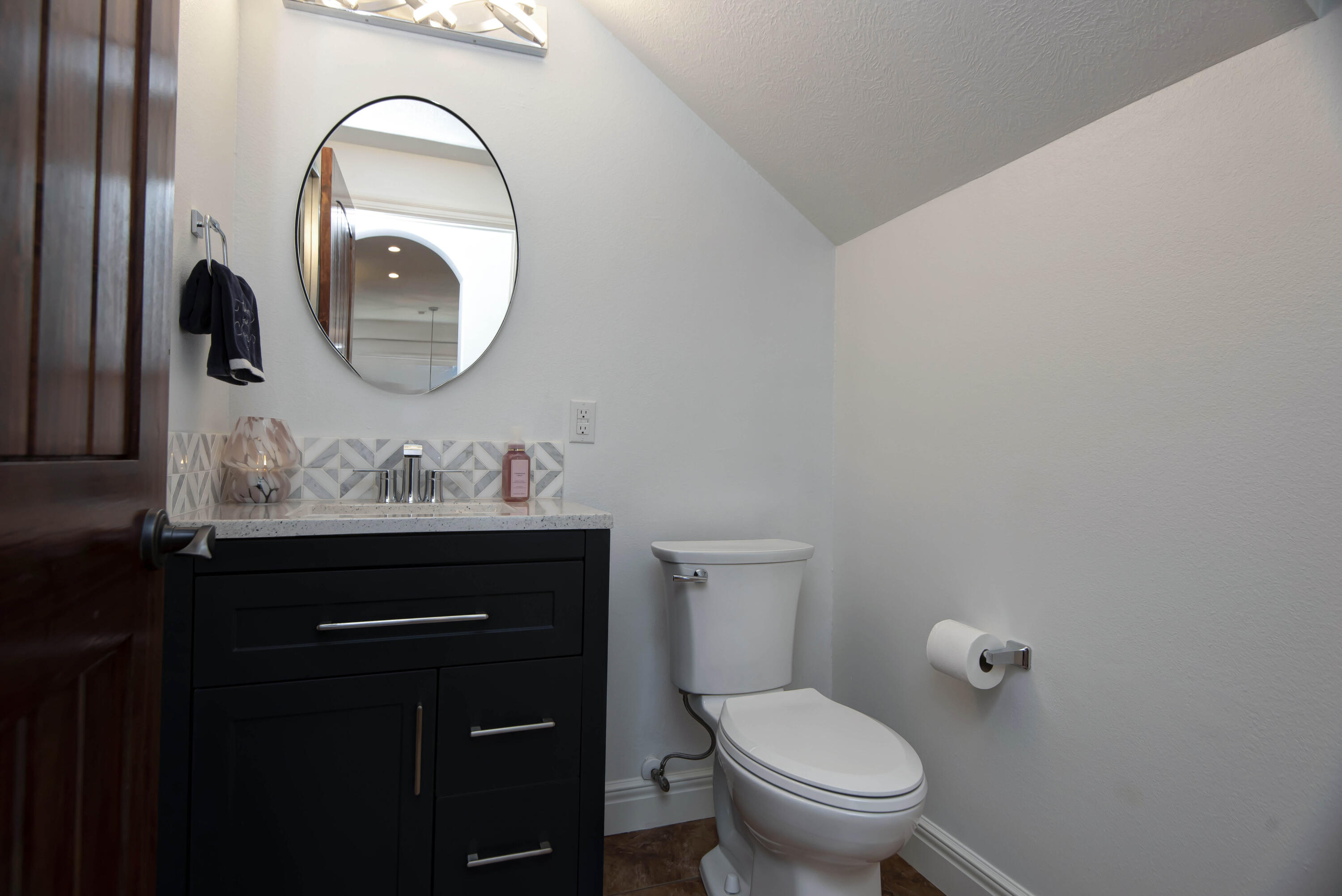 136 Roark Hills Drive Property Photo 28