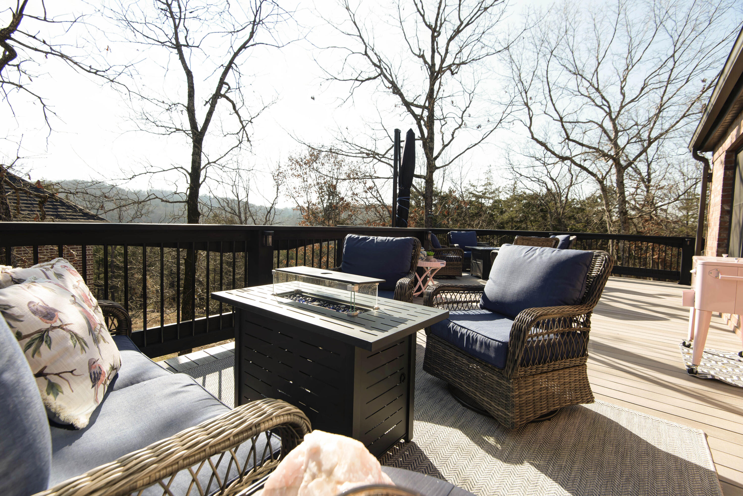 136 Roark Hills Drive Property Photo 42