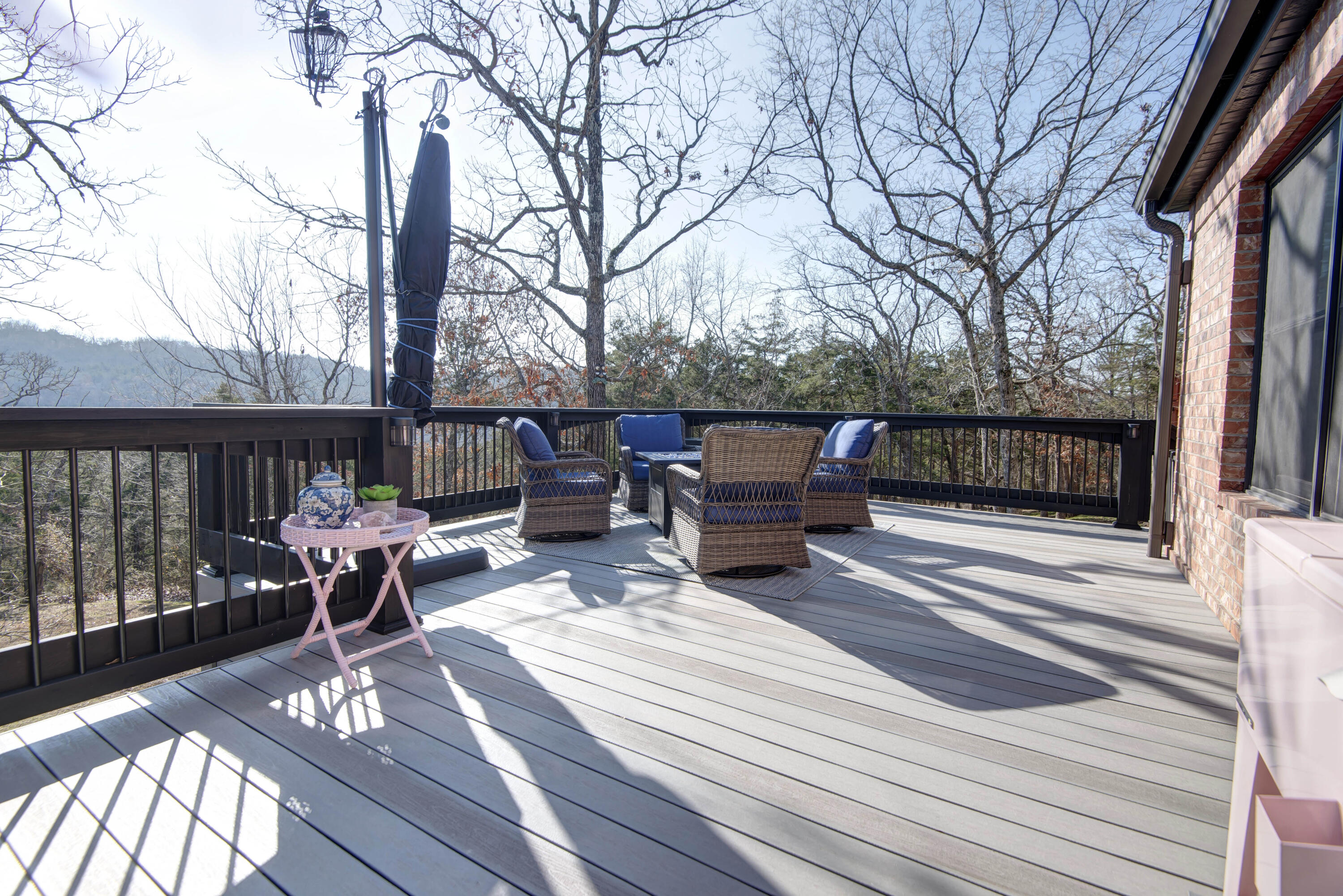 136 Roark Hills Drive Property Photo 43