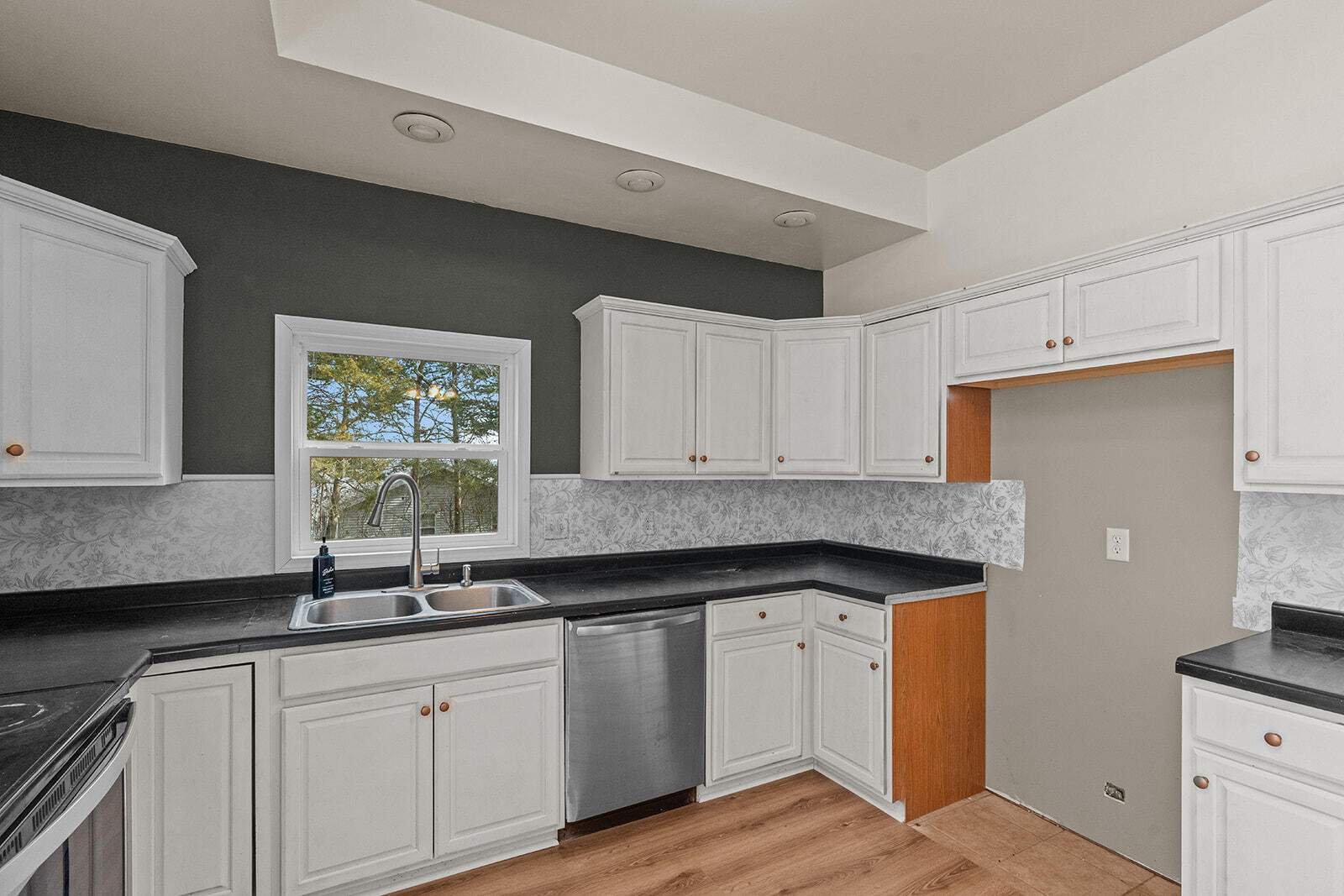 114 Shawn Drive Property Photo 11
