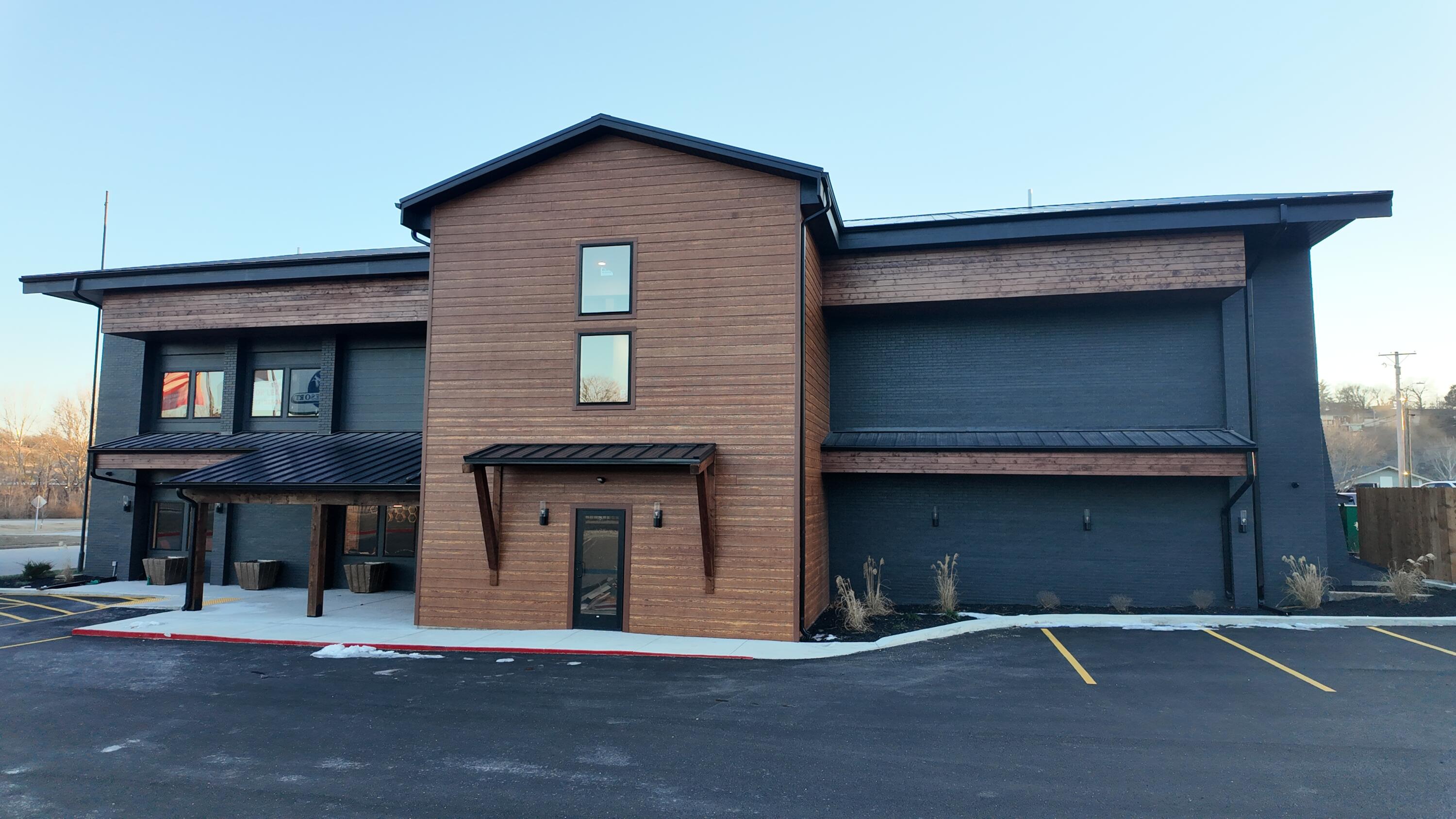405 Veterans Boulevard Property Photo 2