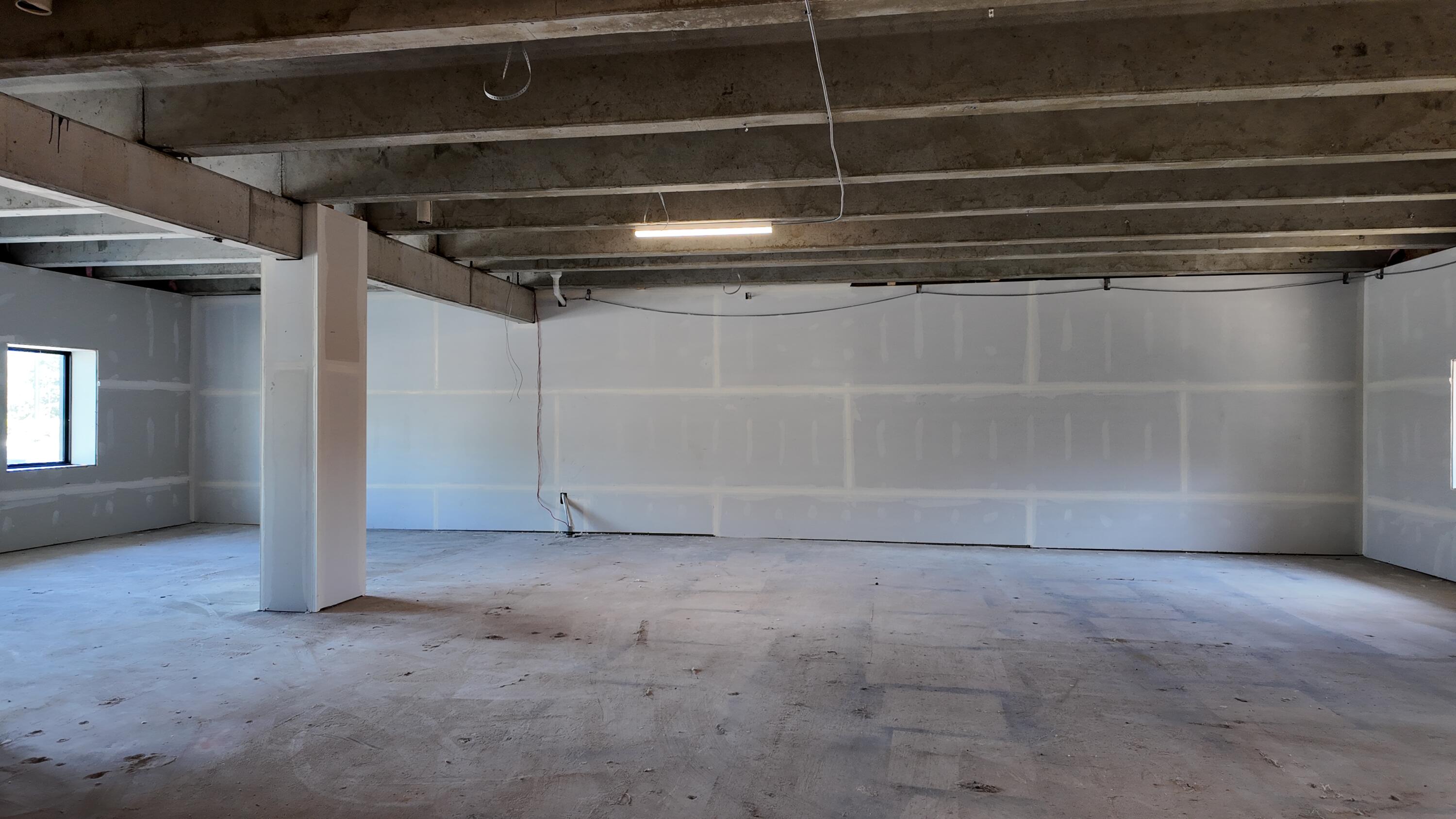 405 Veterans Boulevard Property Photo 17