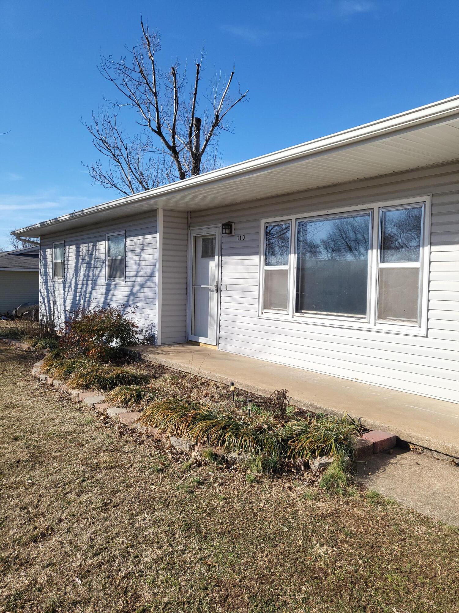 110 Douglas Street Property Photo 15