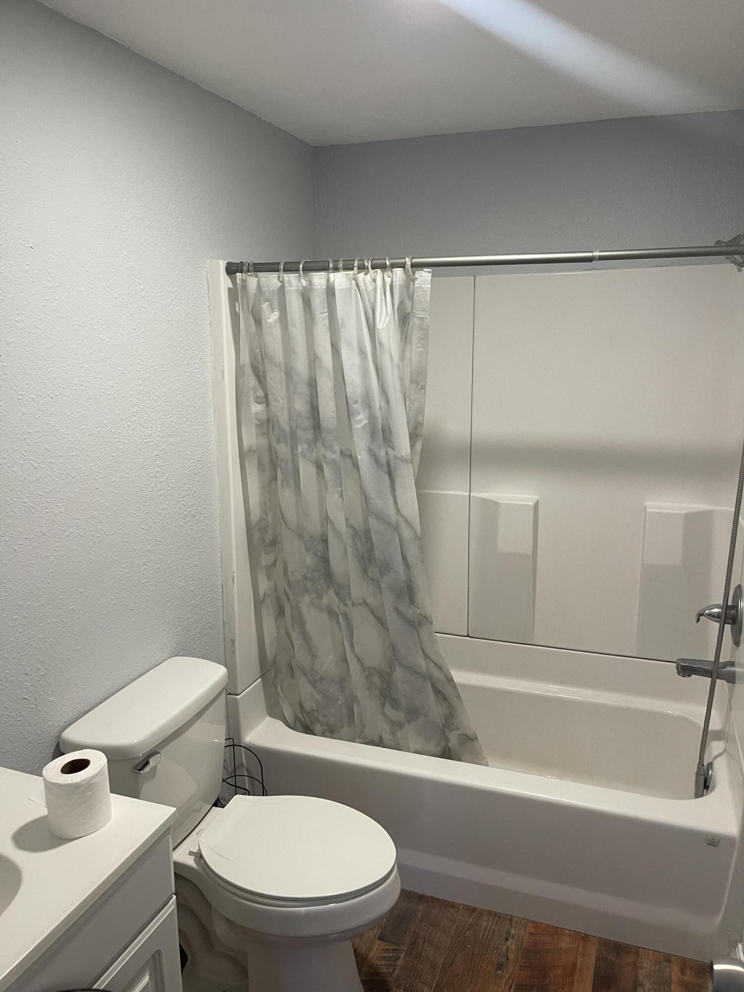 15851 Fox Lane Property Photo 16