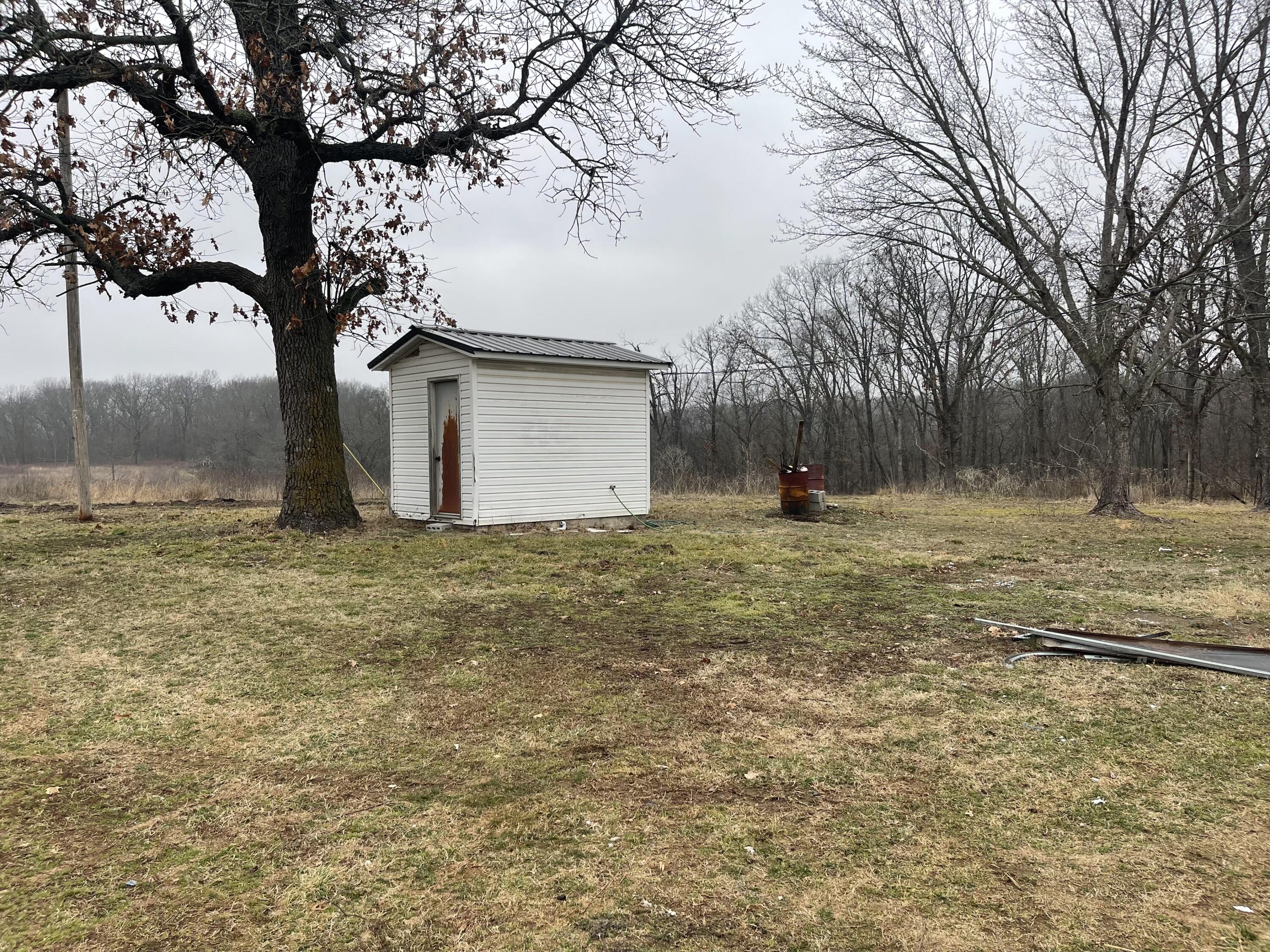 15851 Fox Lane Property Photo 31