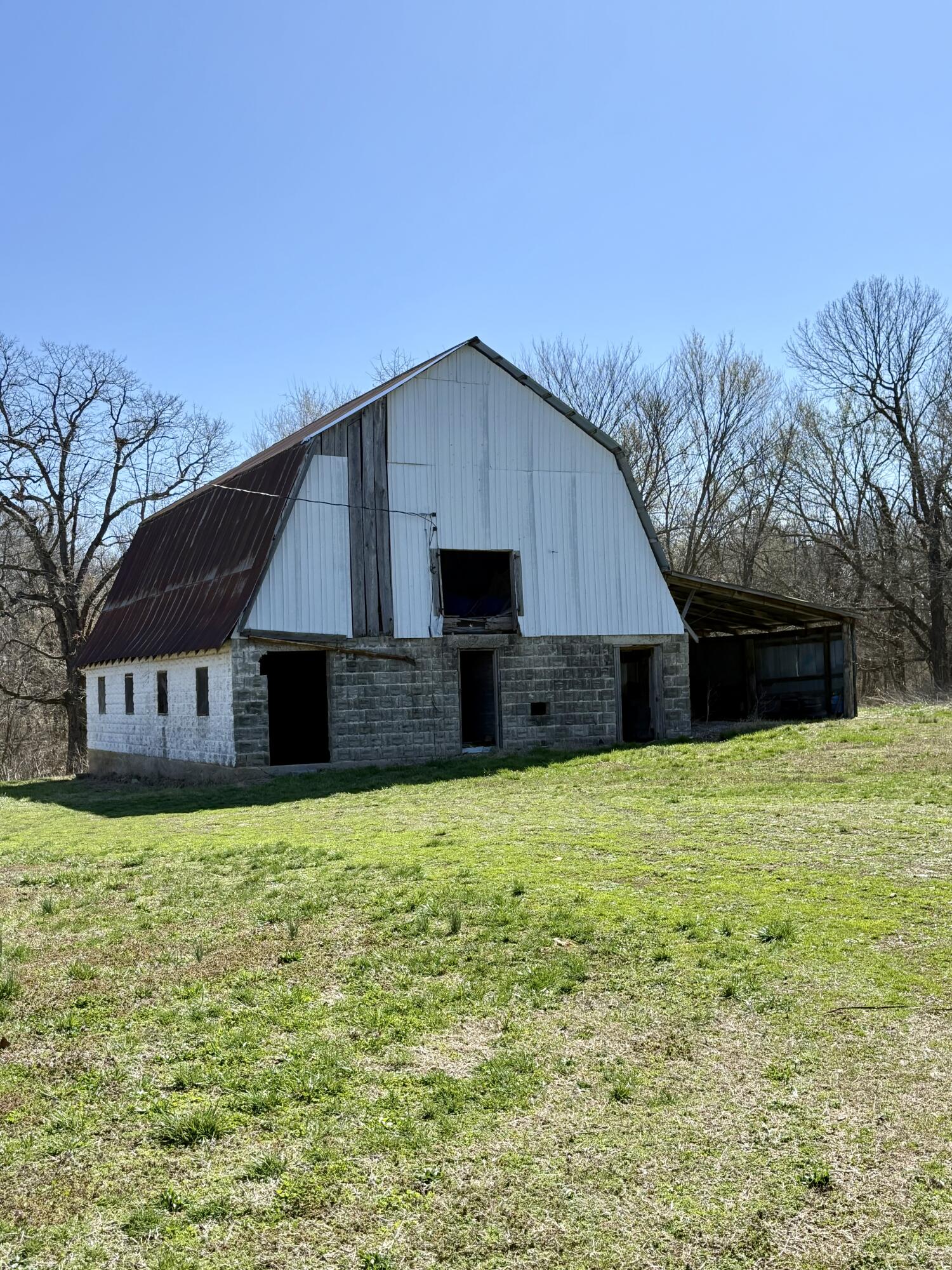 15851 Fox Lane Property Photo 32
