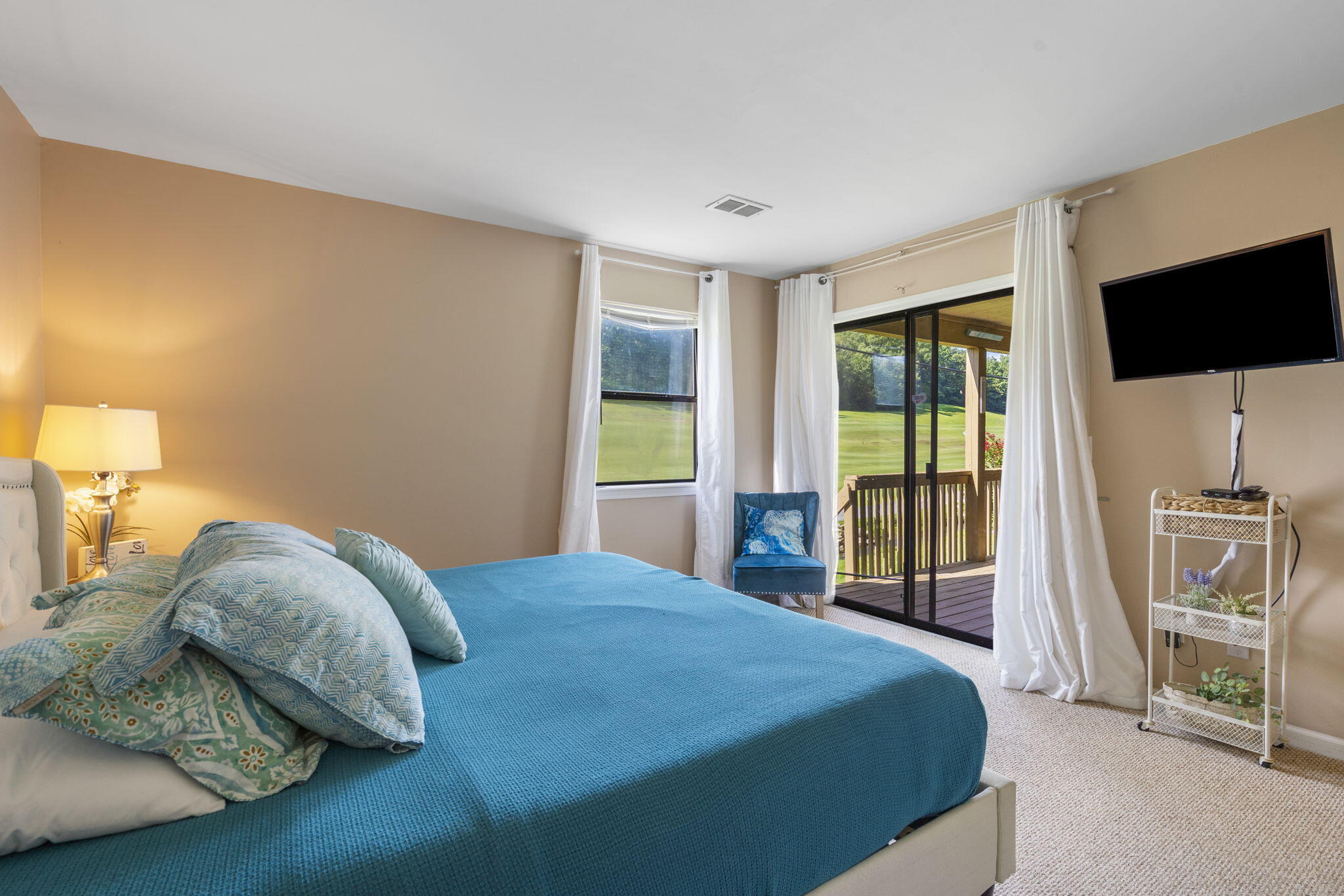 246 Turnberry Drive Property Photo 22