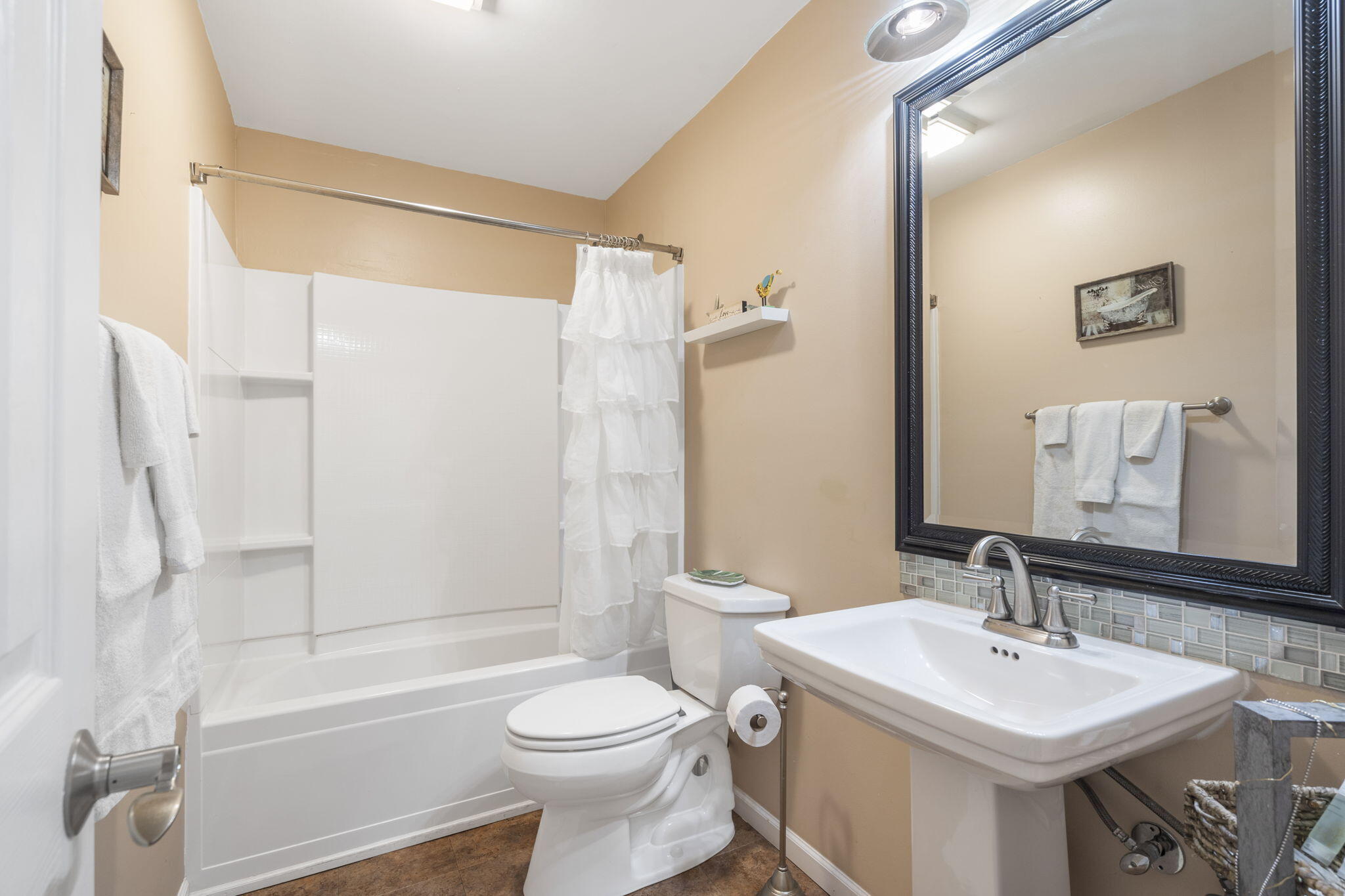 246 Turnberry Drive Property Photo 27