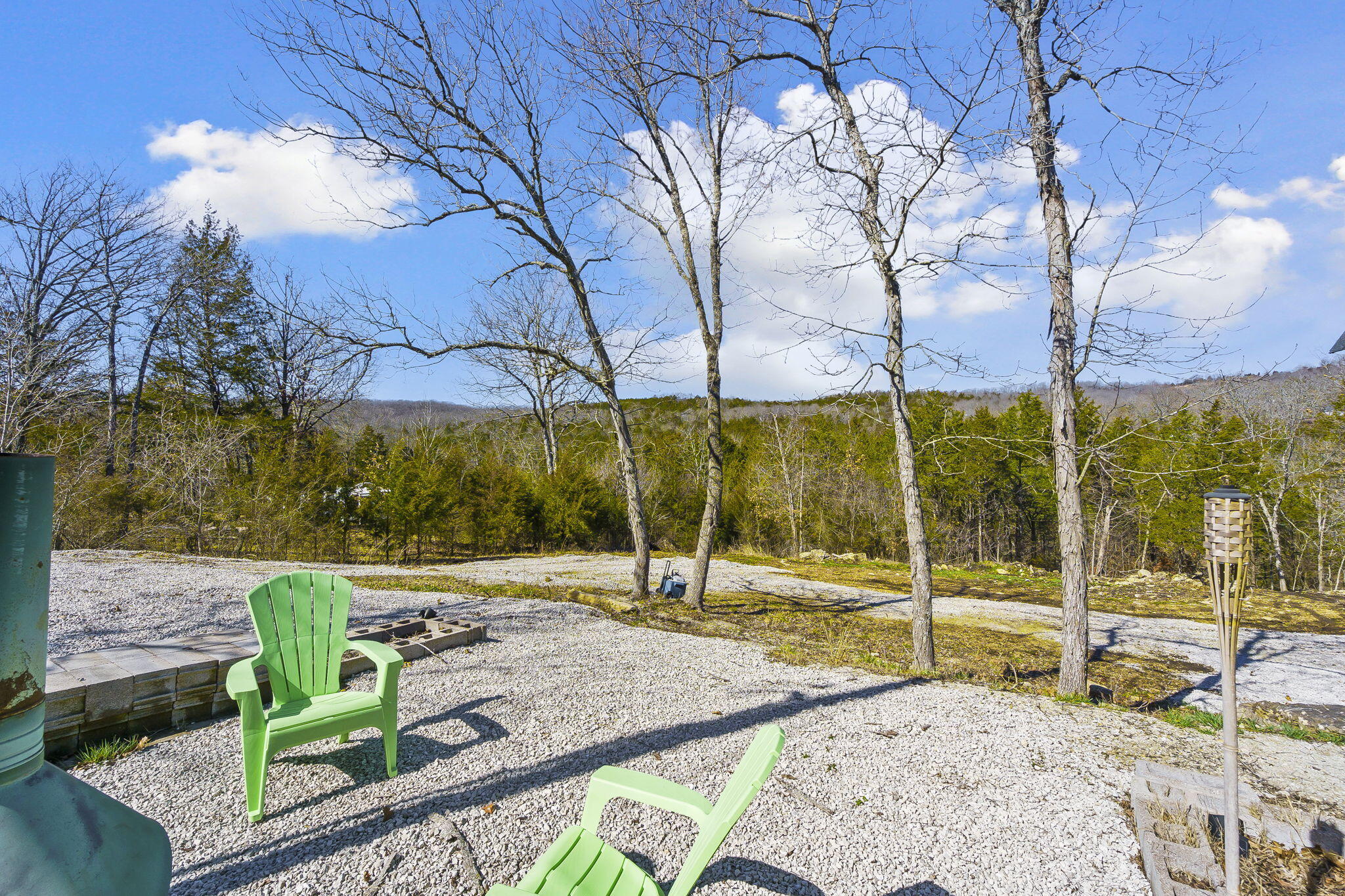 645 Everest Road Property Photo 21