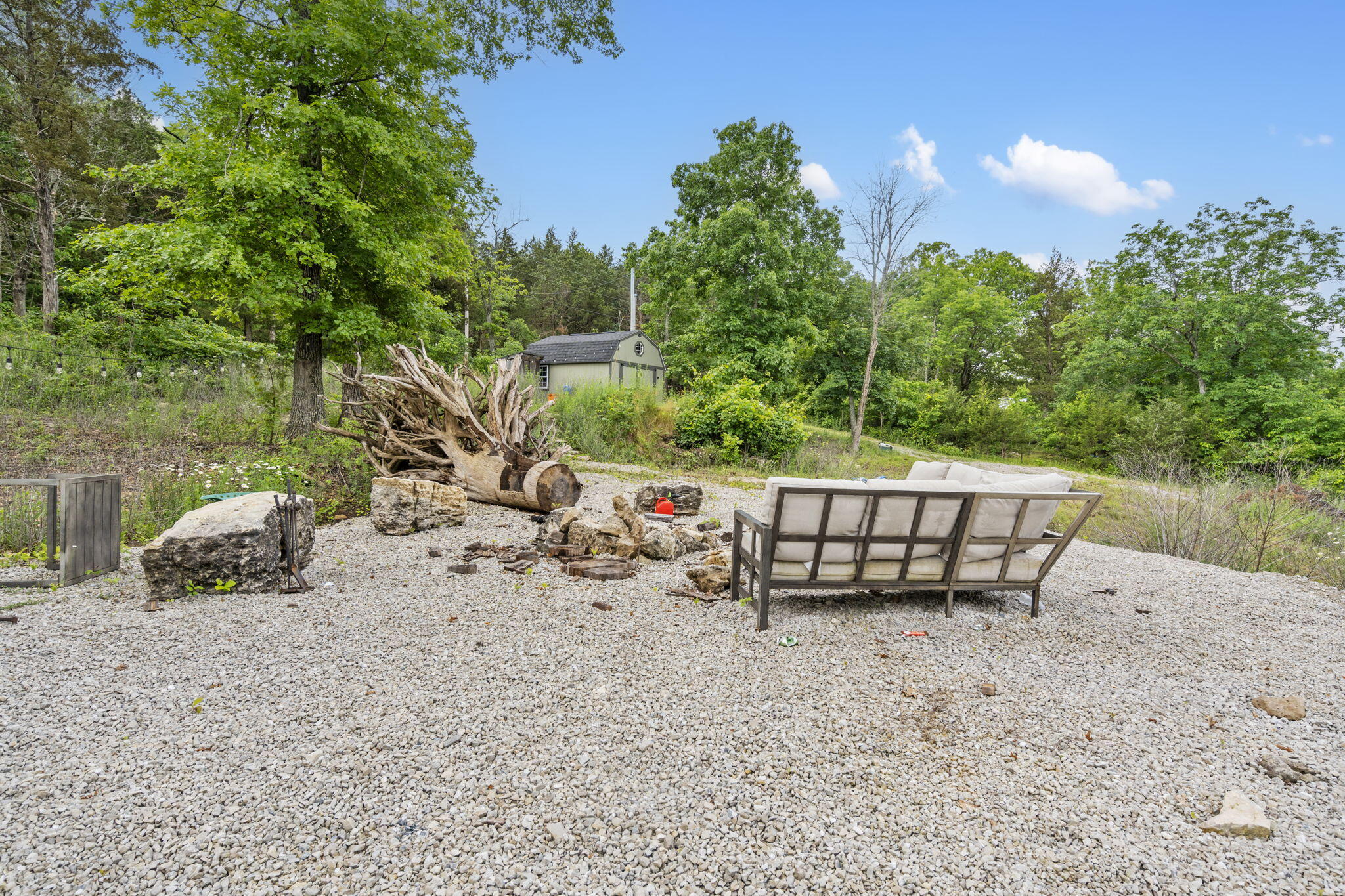 645 Everest Road Property Photo 35