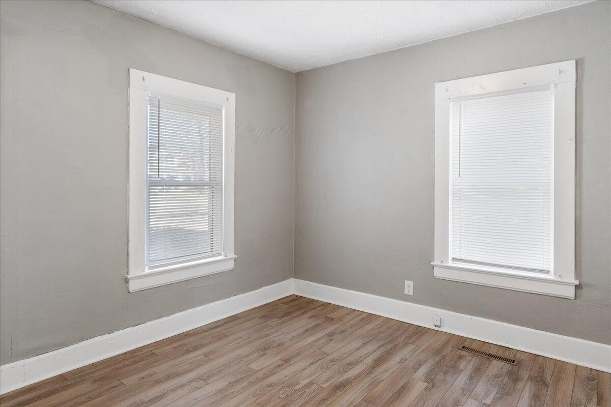 2139 North Benton Avenue Property Photo 8