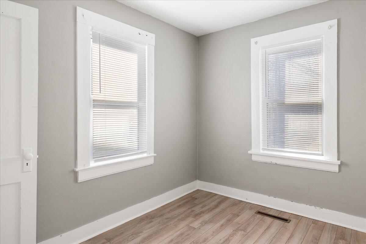 2139 North Benton Avenue Property Photo 9